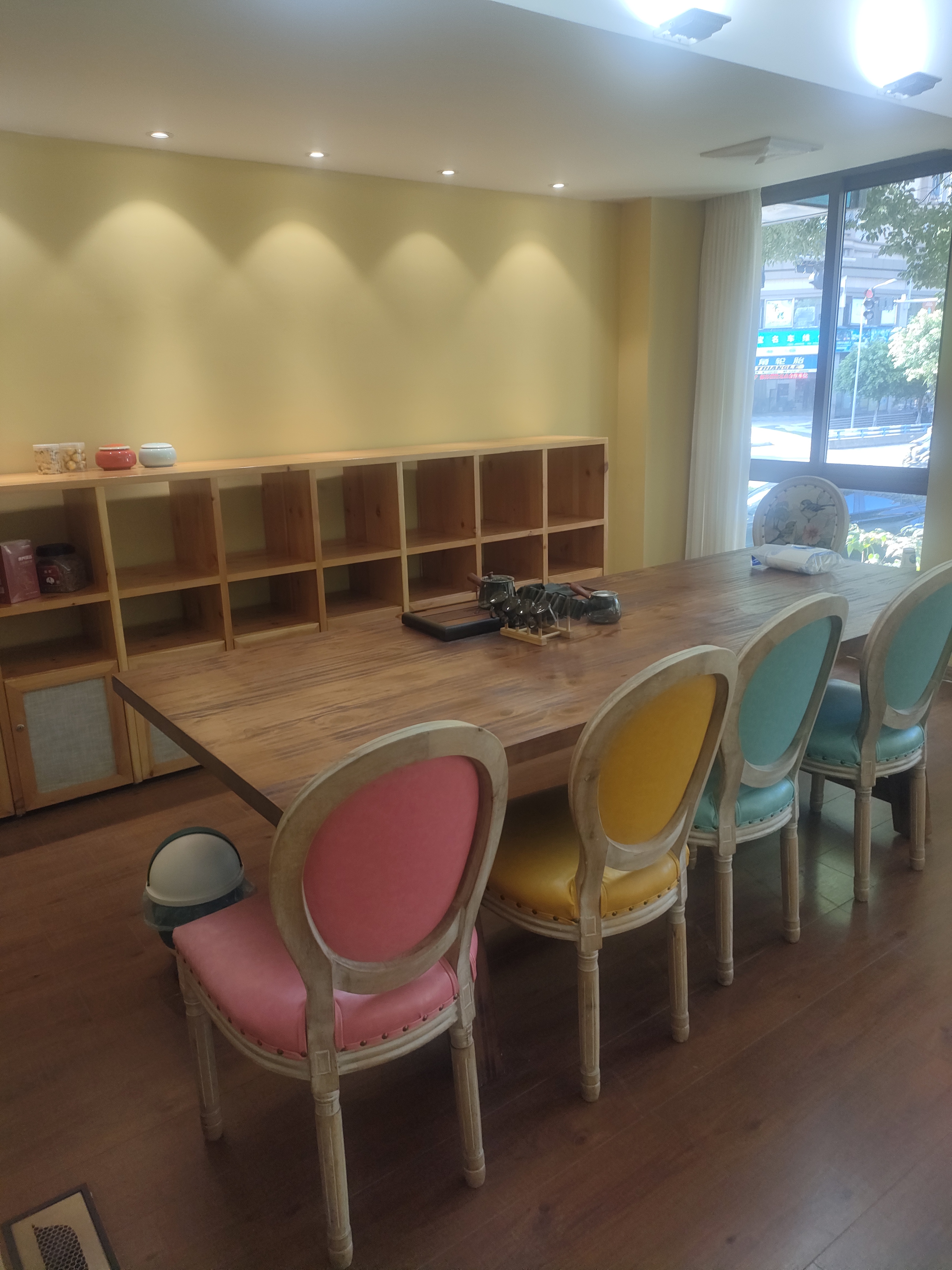 渝都花园酒店旁 随时看房·