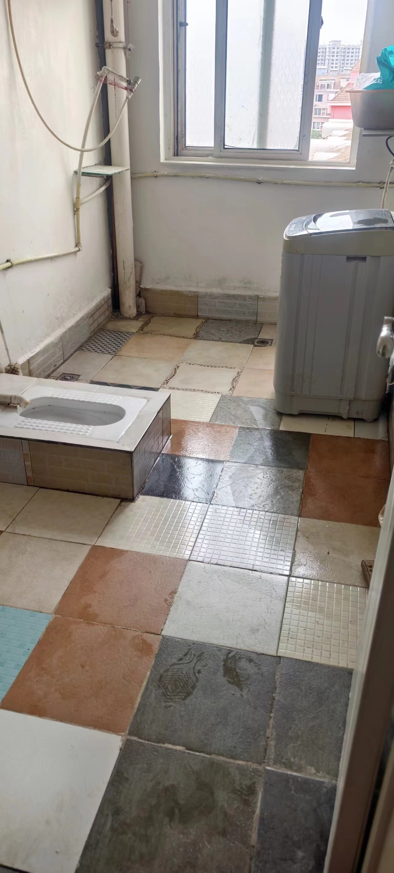青山路百通花园 随时看房·