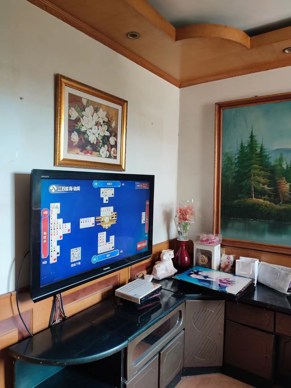 梅苑小区 2居室 2800元/月