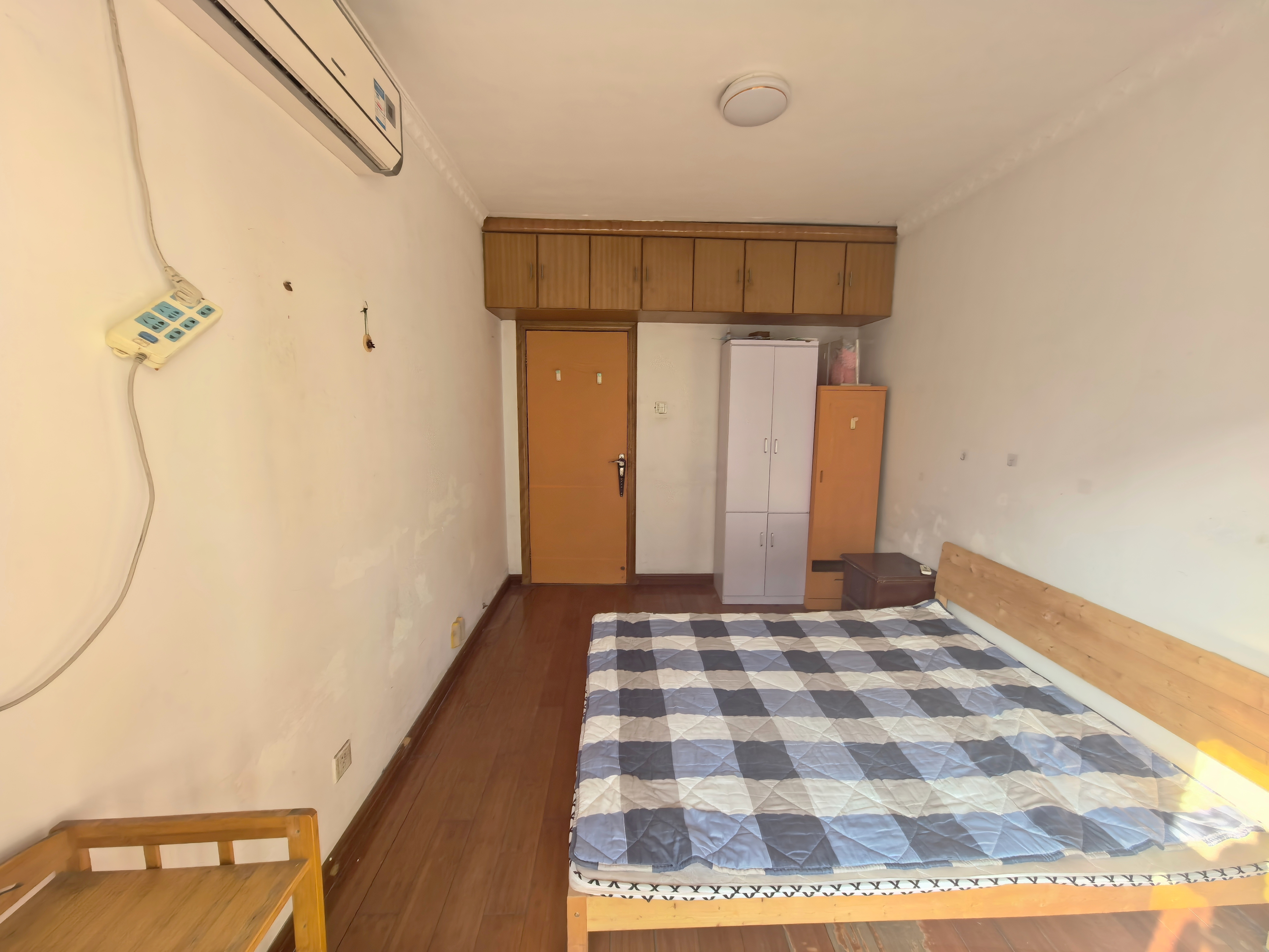和谐家园 2居室 2100元/月
