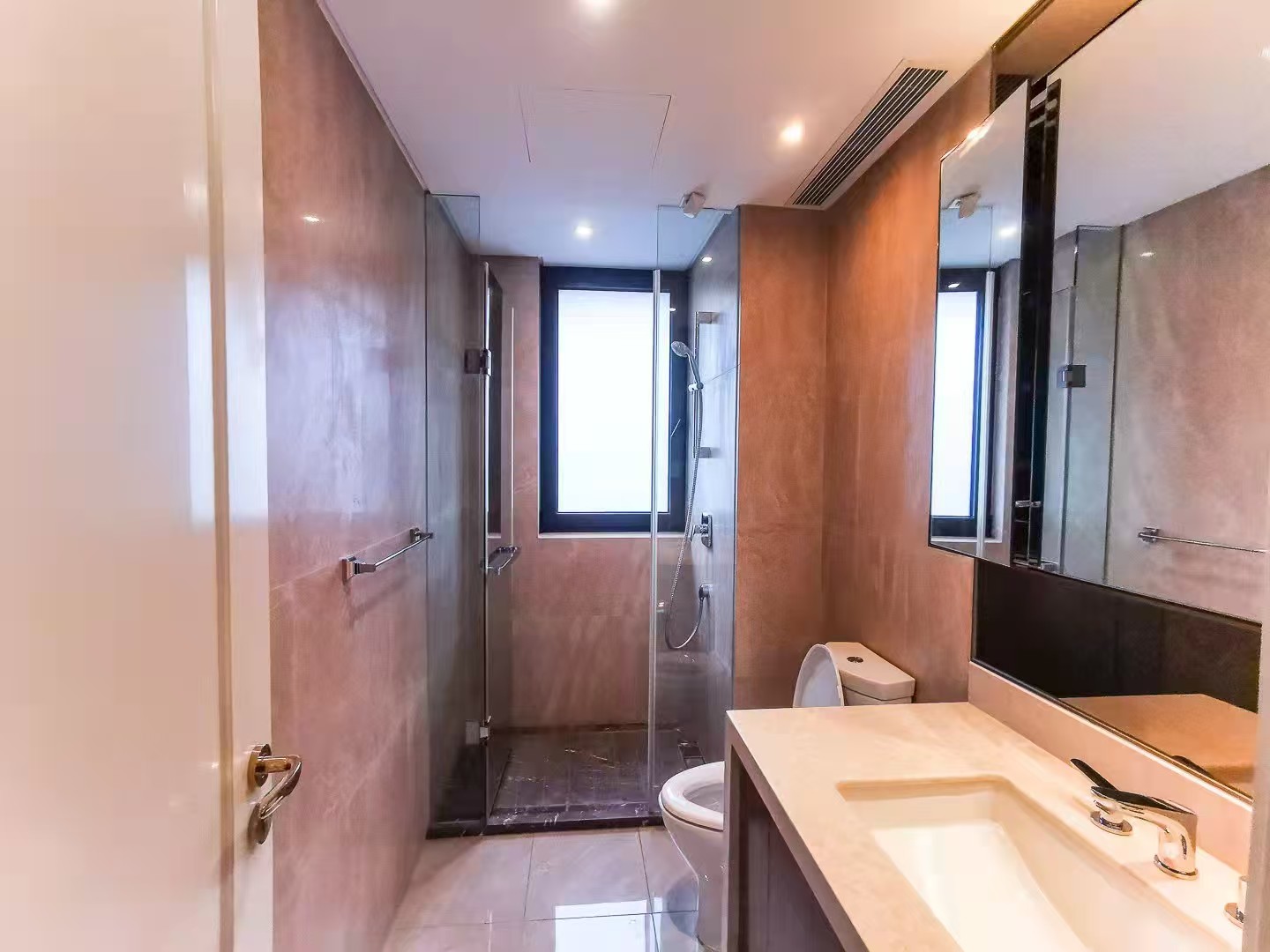 嘉隆汇 随时看房·