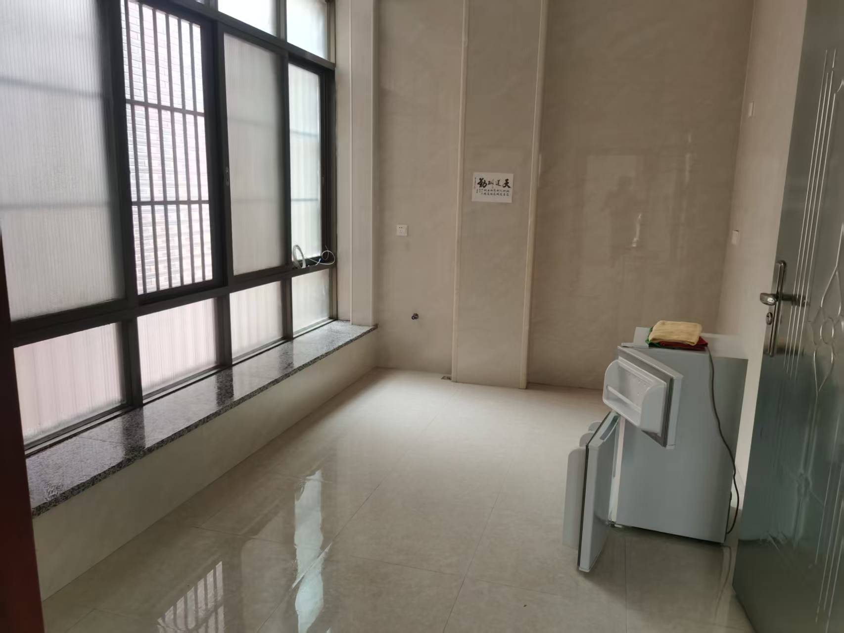 蓝和村 随时看房·