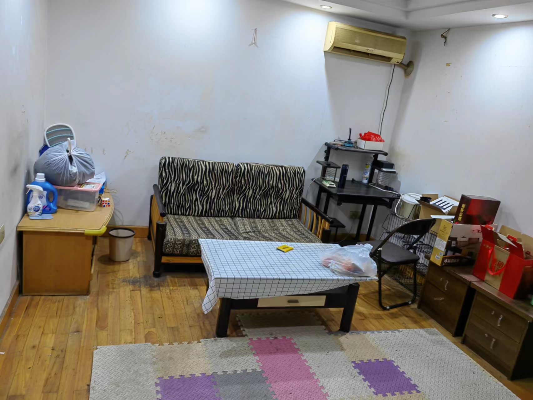 南苑小区 2居室 1800元/月