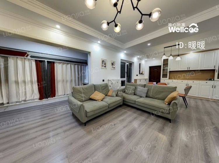 卓越南城 3居室 3000元/月