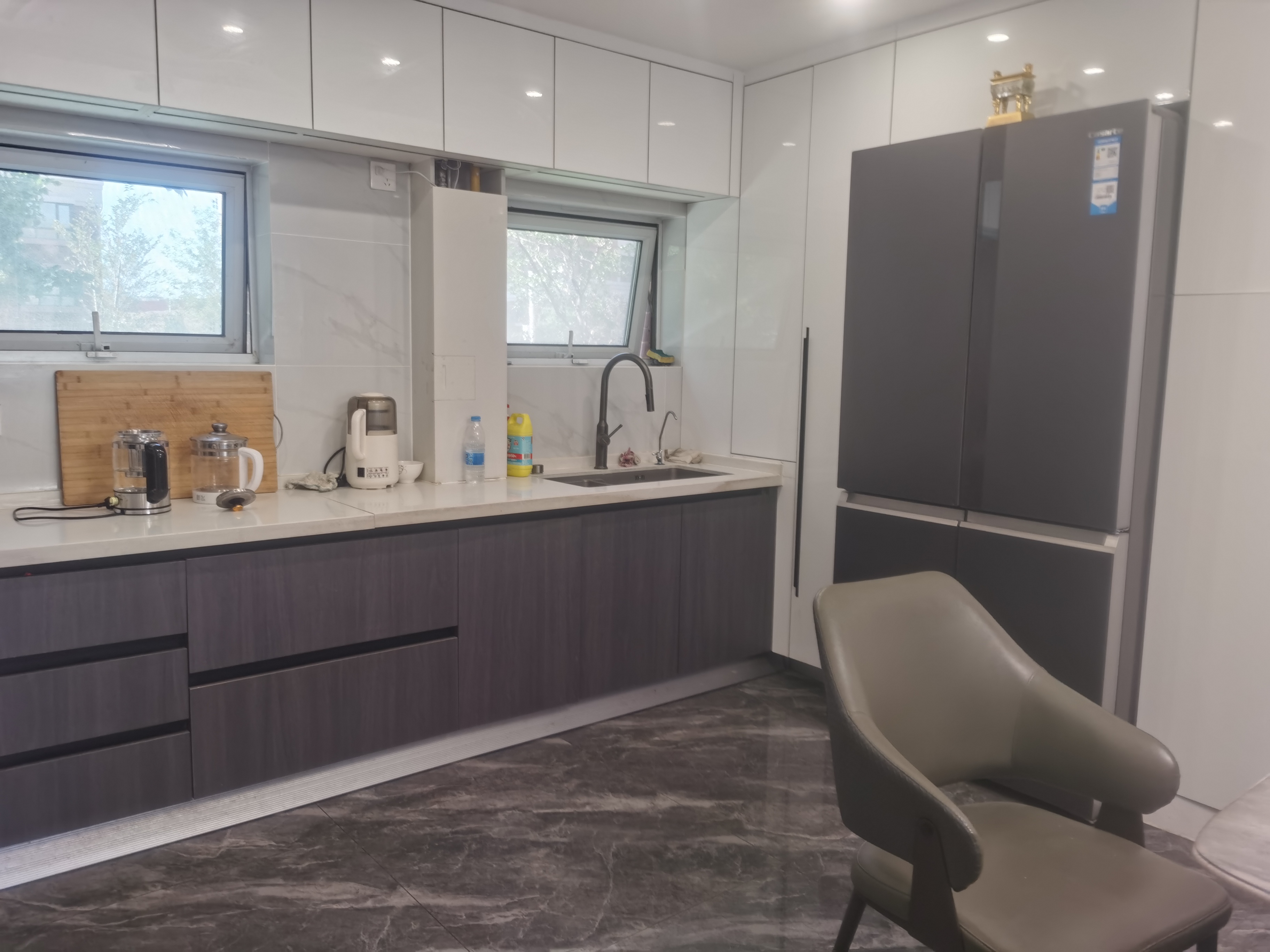 世界冠郡二期 随时看房·