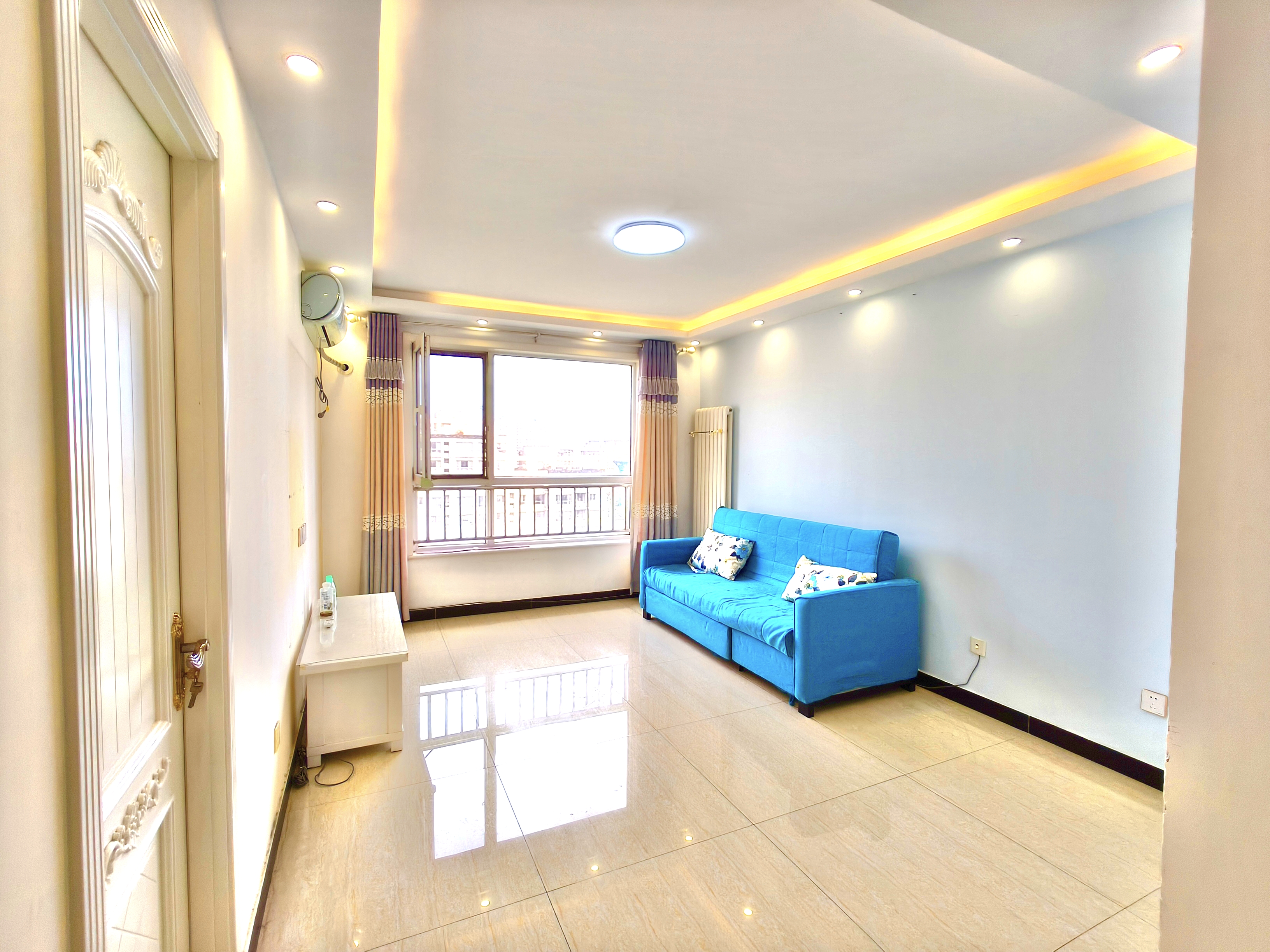 鸿业兴园二区 2居室 6500元/月