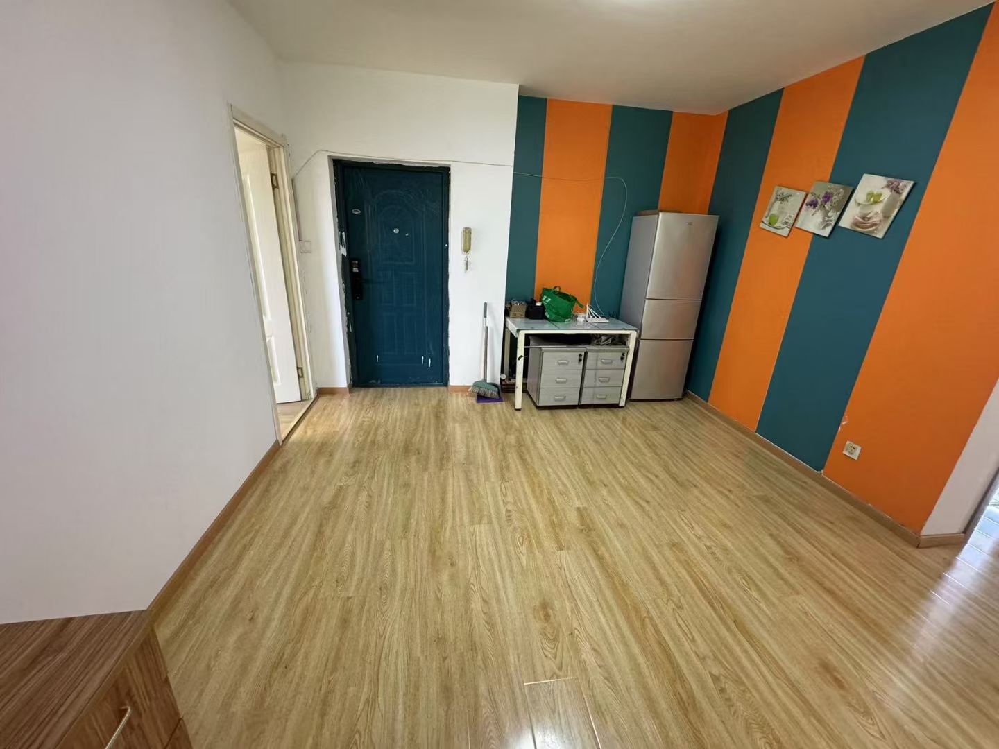 韩府名苑 4居室 800元/月