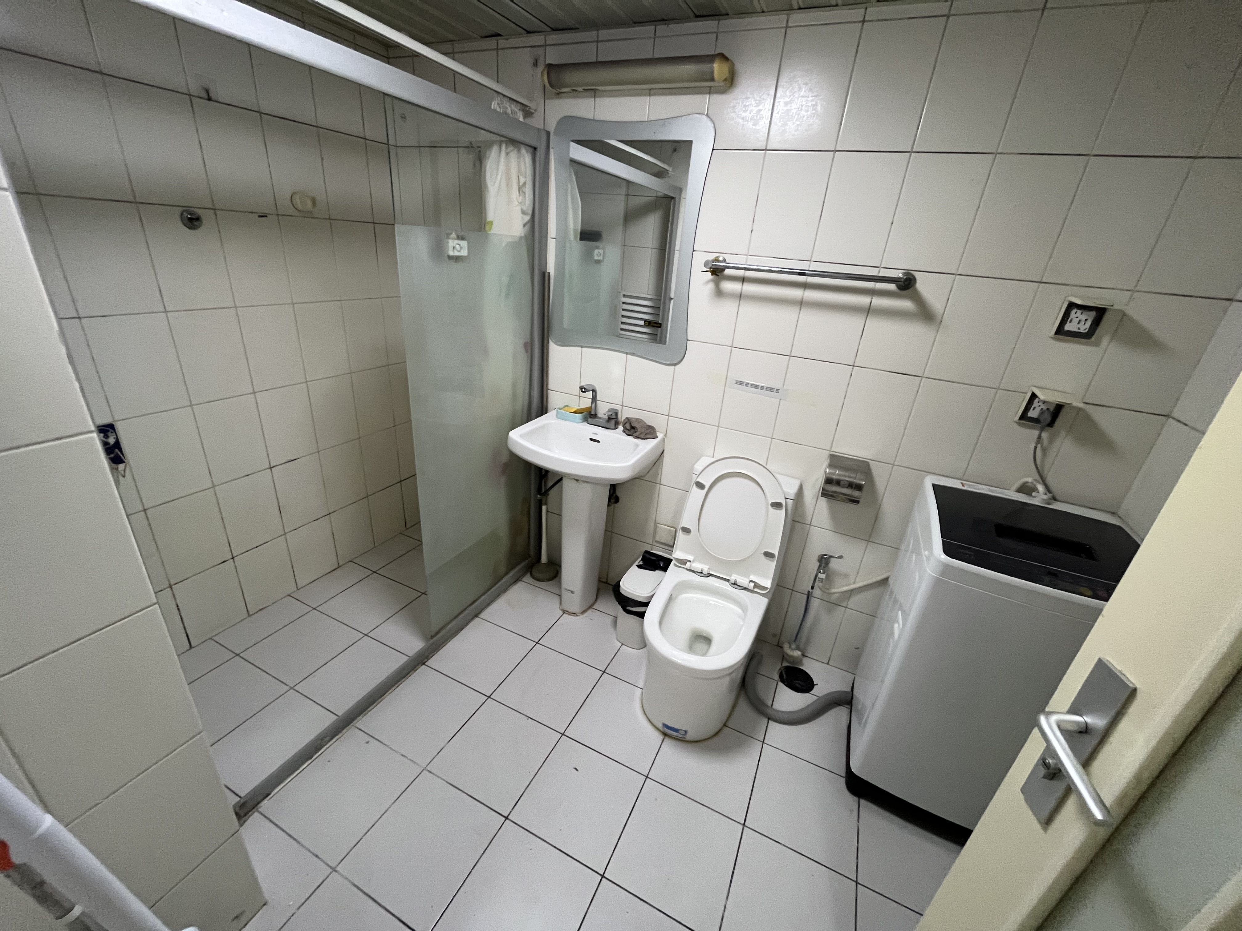 逸成东苑17号楼 随时看房·