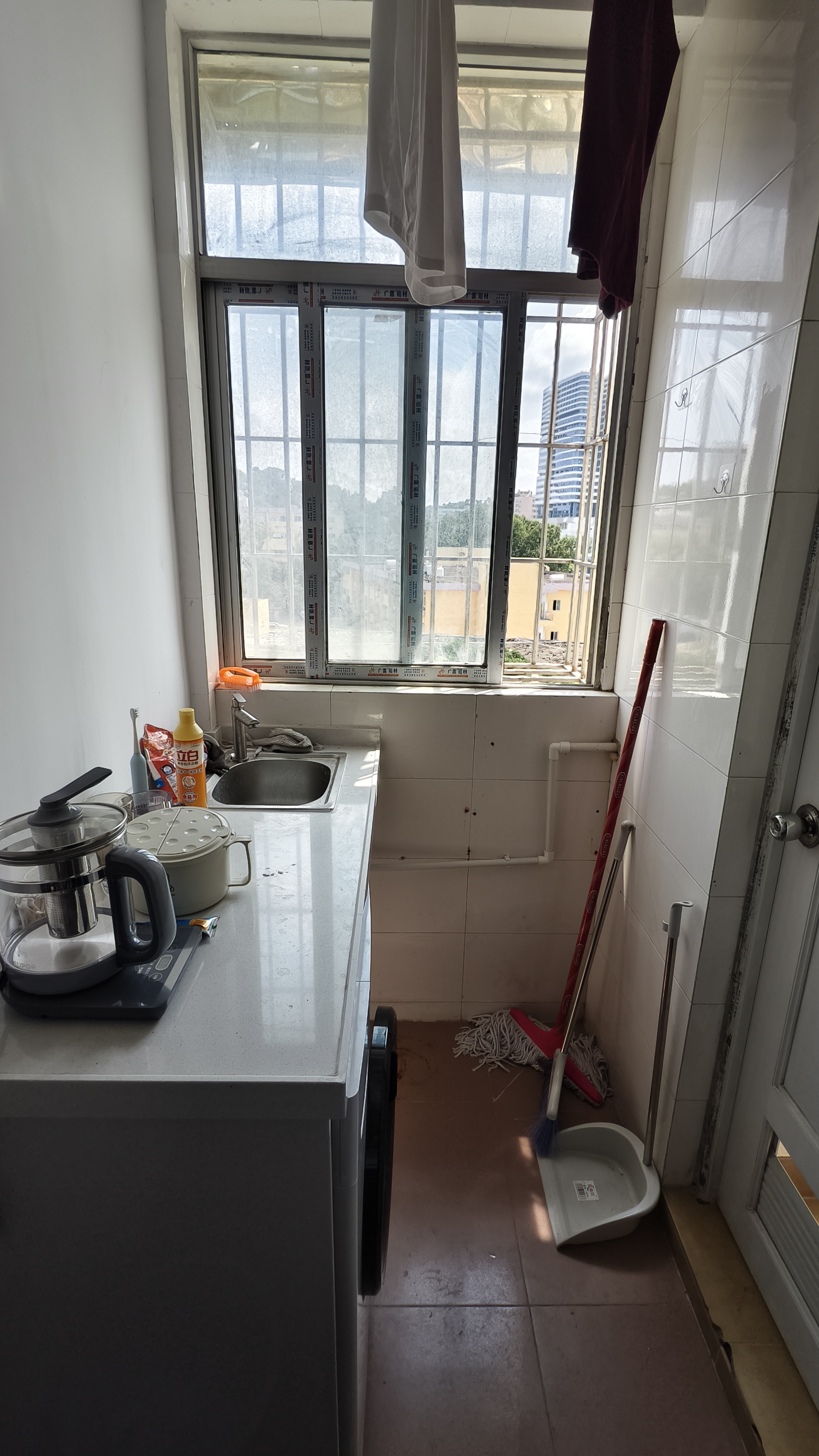 汇合隆大厦 随时看房·