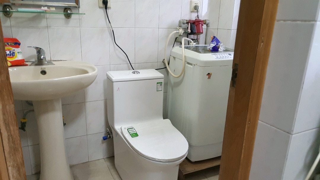 邯郸路20弄小区 随时看房·