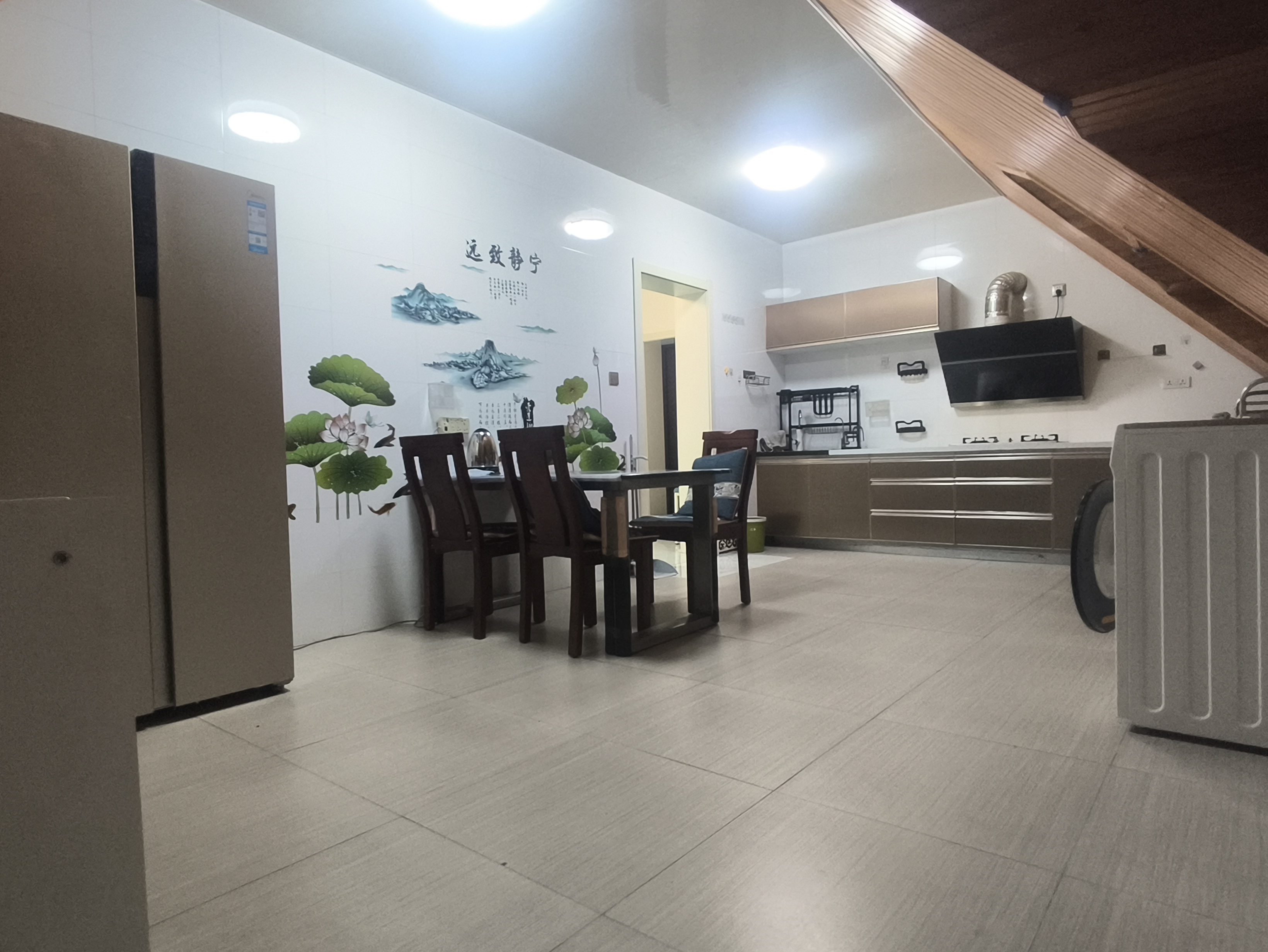 欧美亚世界阳光 随时看房·