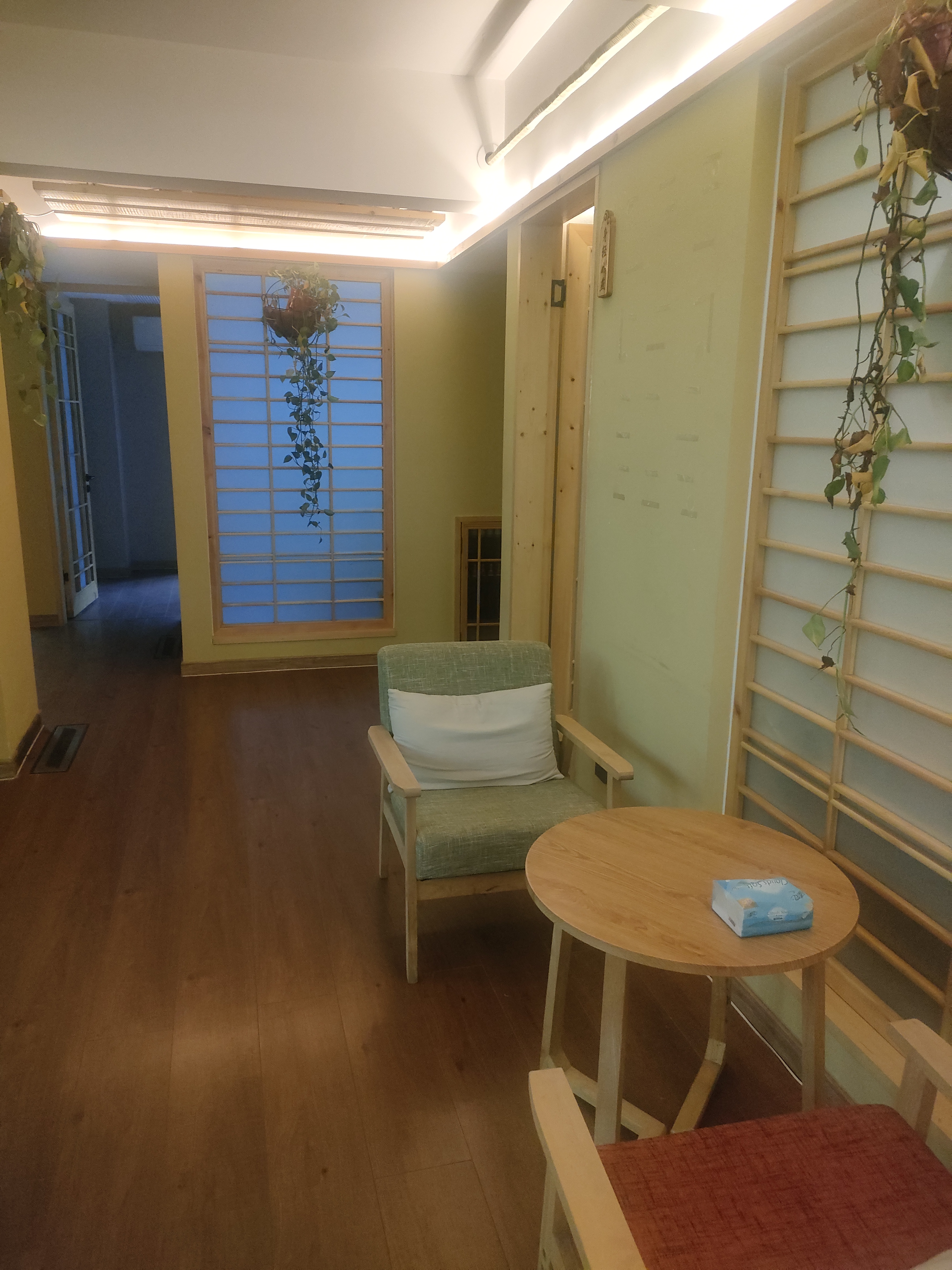 渝都花园酒店旁 随时看房·