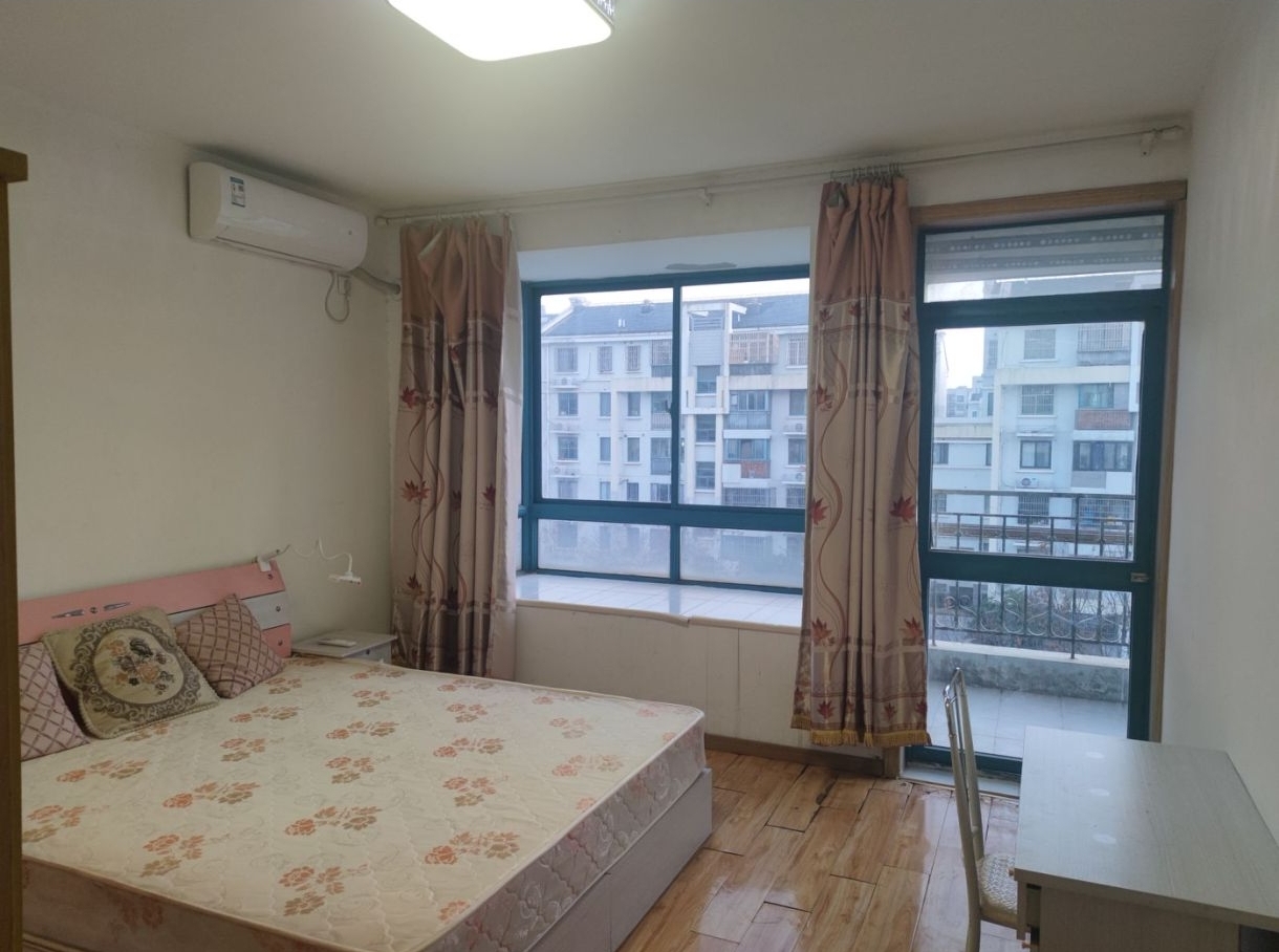 青浦宜达新居 3居室 180元/月