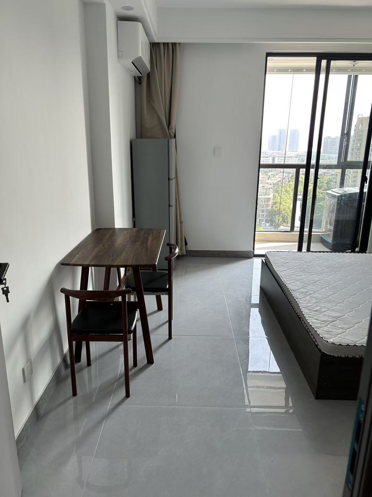 陈湘华庭 随时看房·