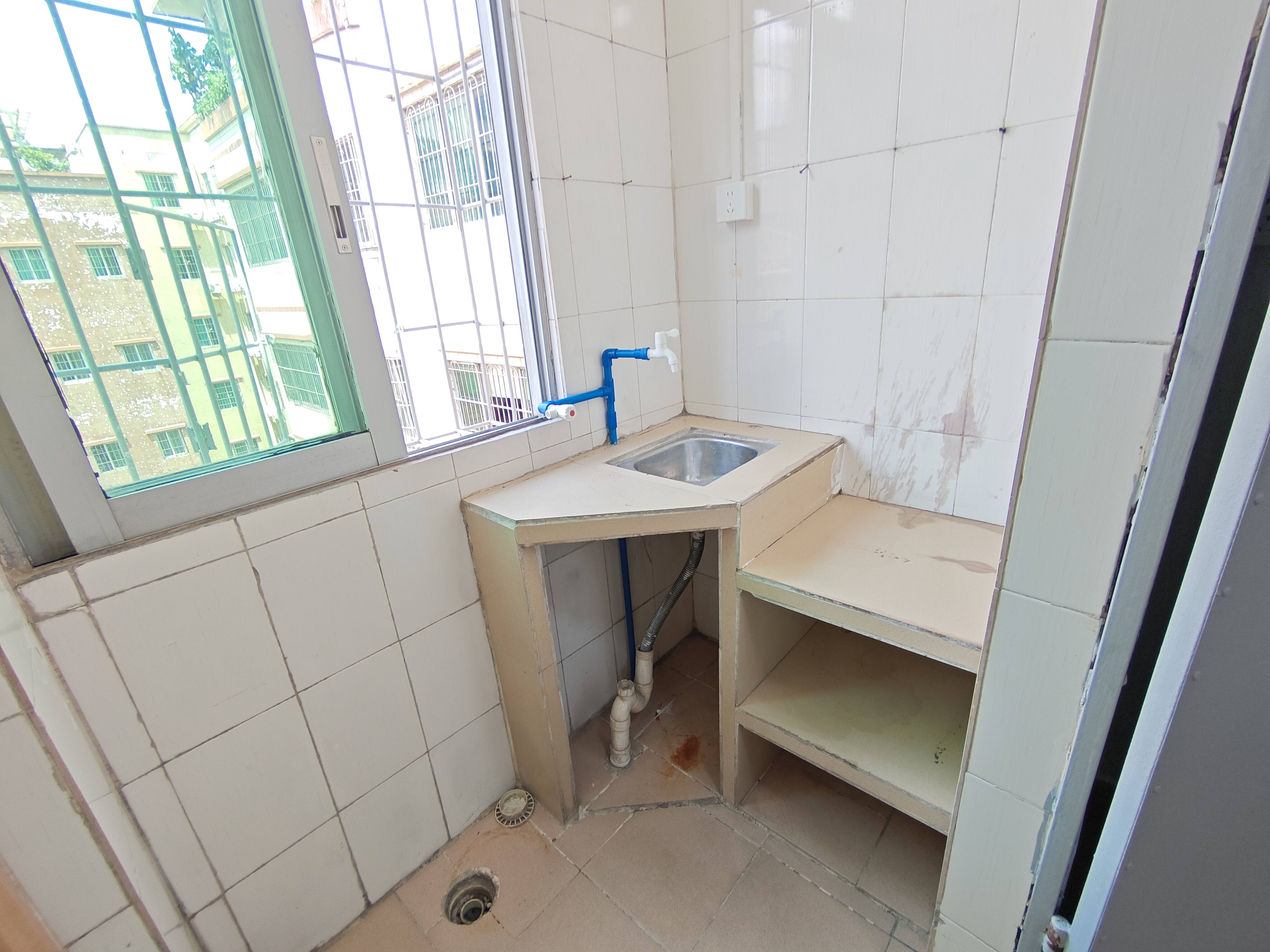 白云区鸦岗东布十一巷20号 随时看房·