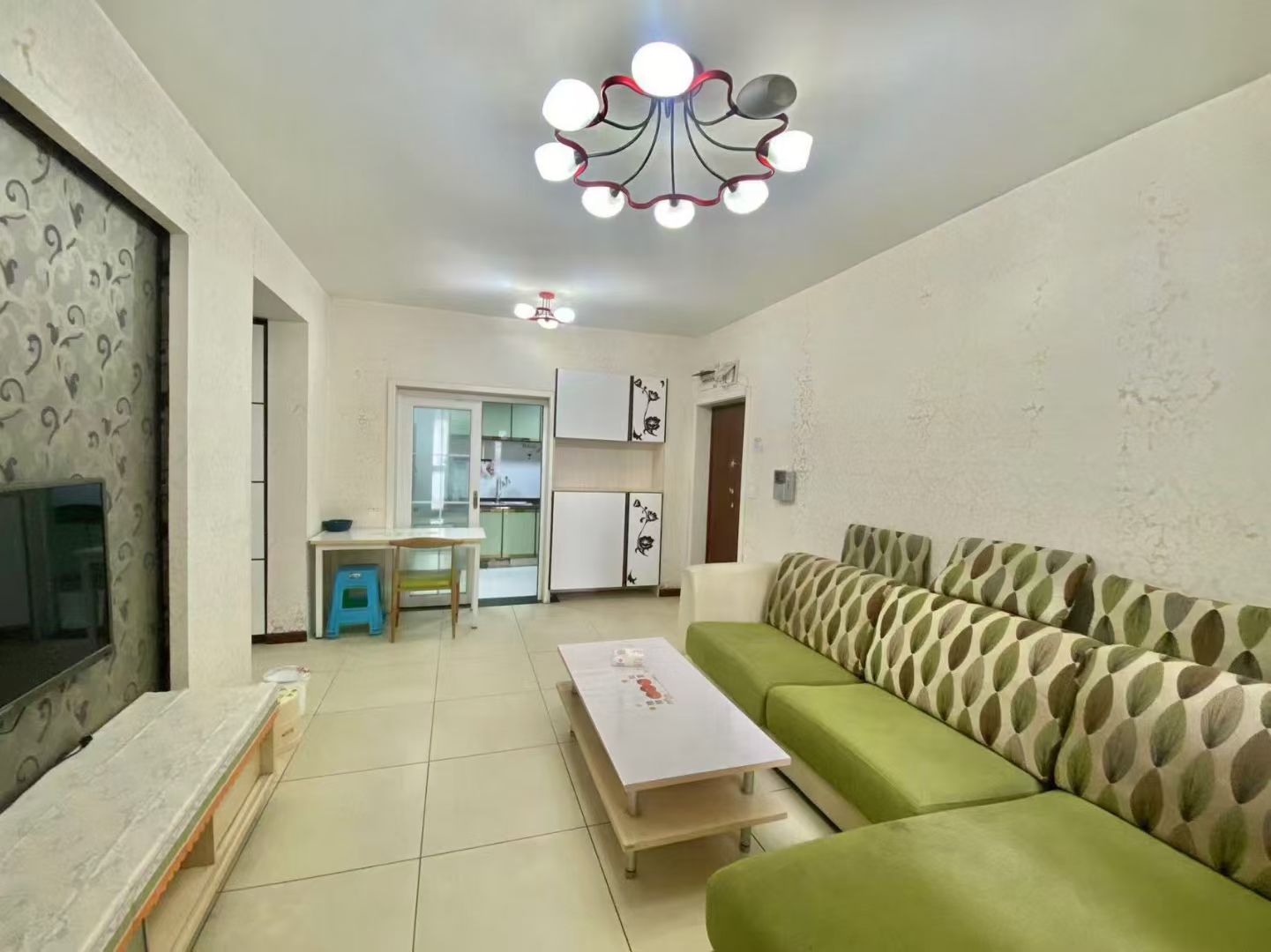 重庆金科阳光小镇5期 2居室 1000元/月