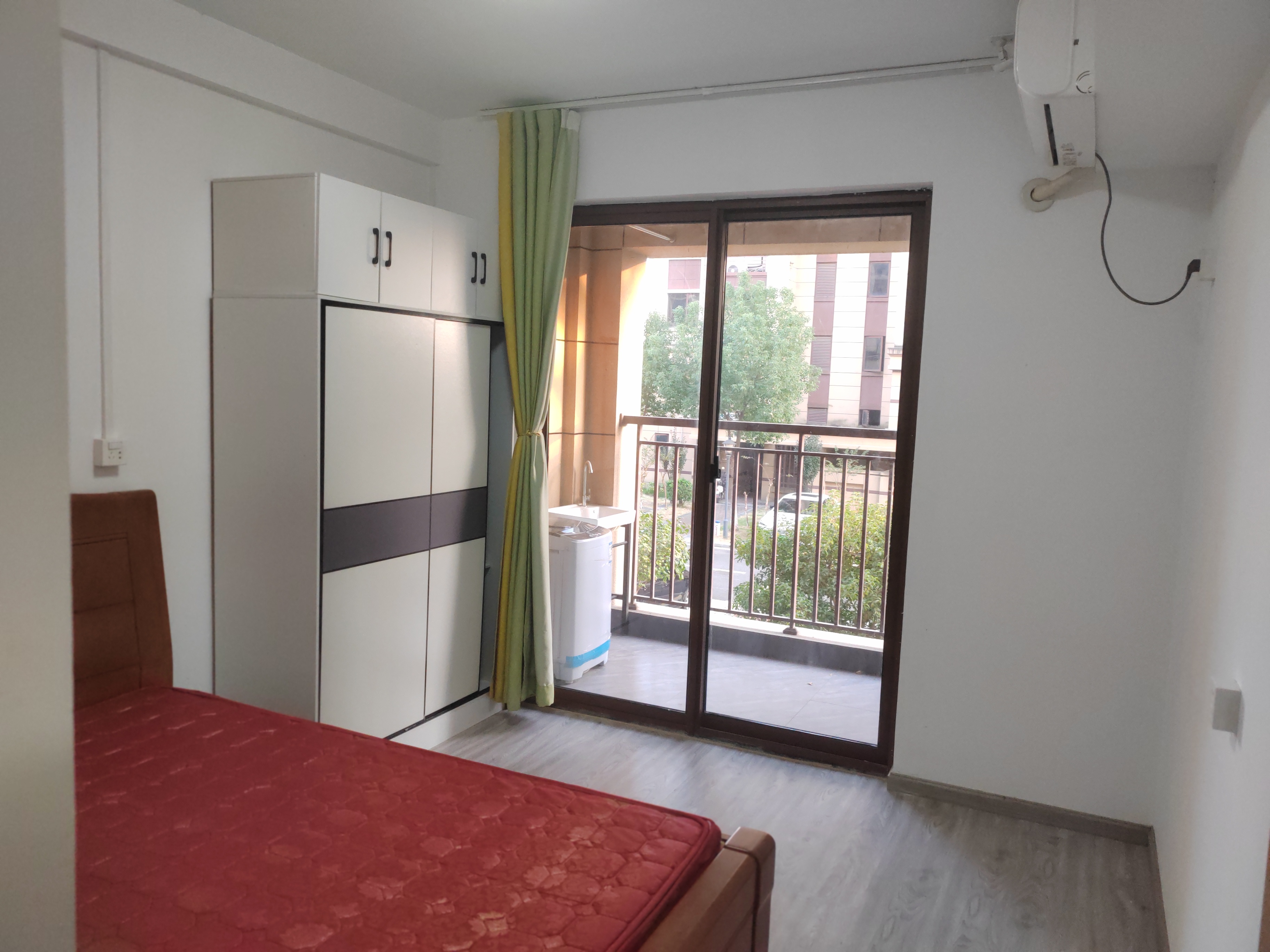 洞萱雅苑 随时看房·