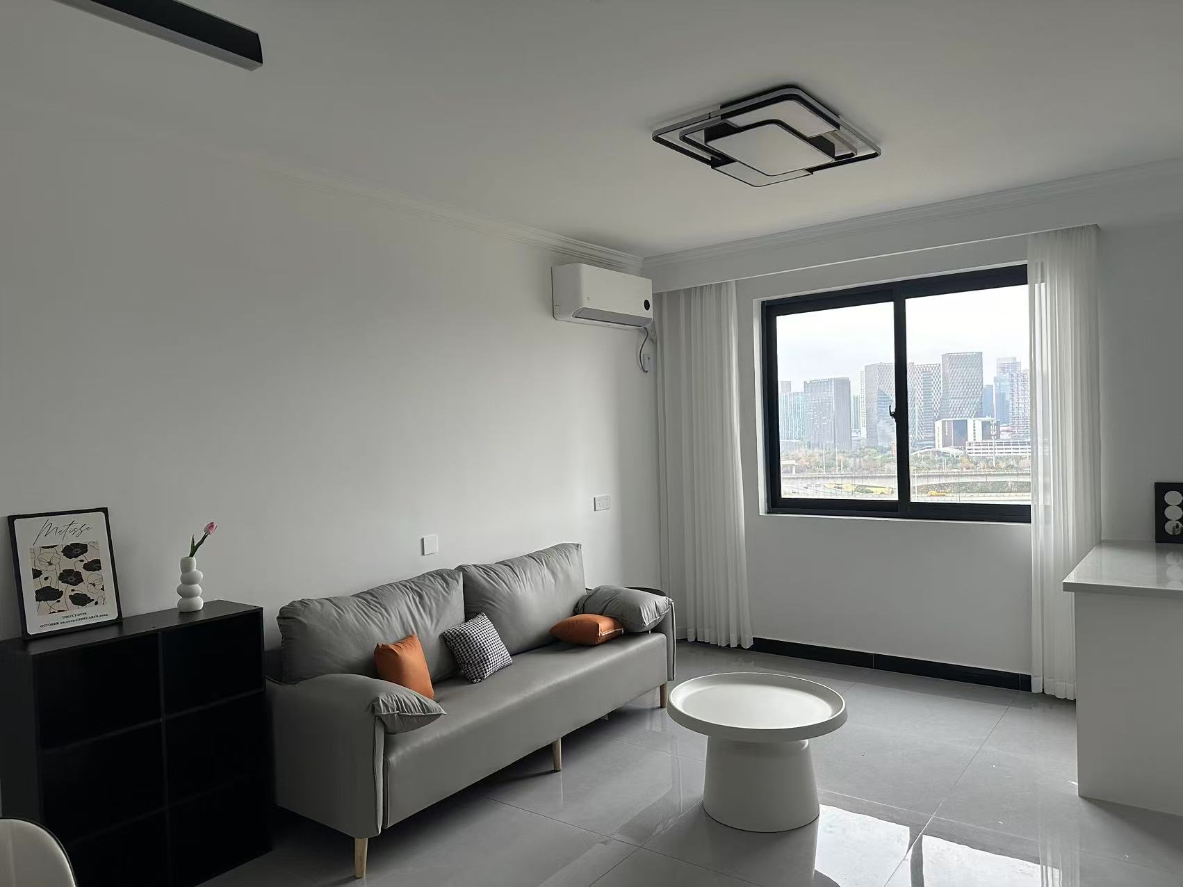 联胜新府 2居室 2800元/月