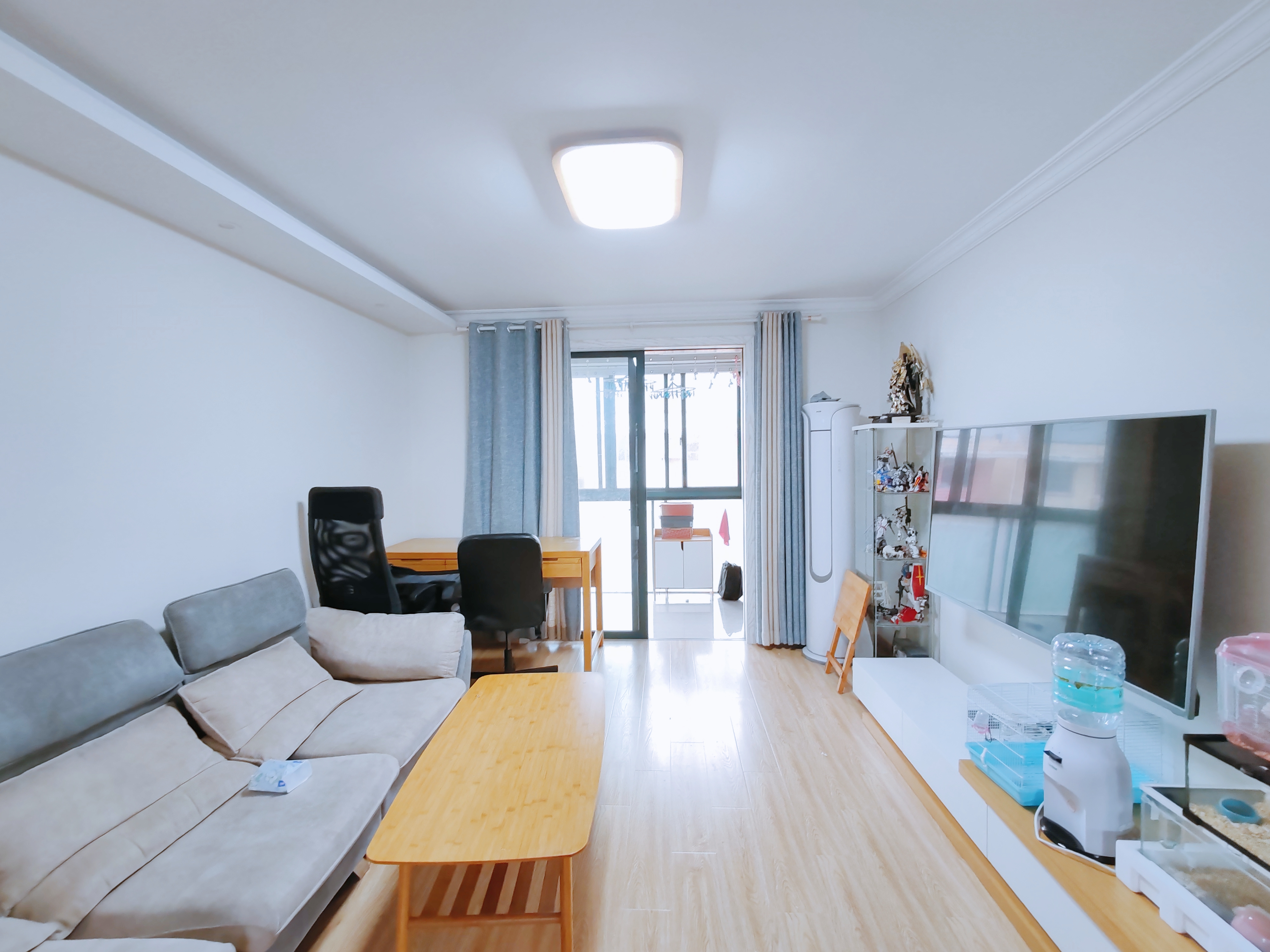 水清年华花园 2居室 6200元/月