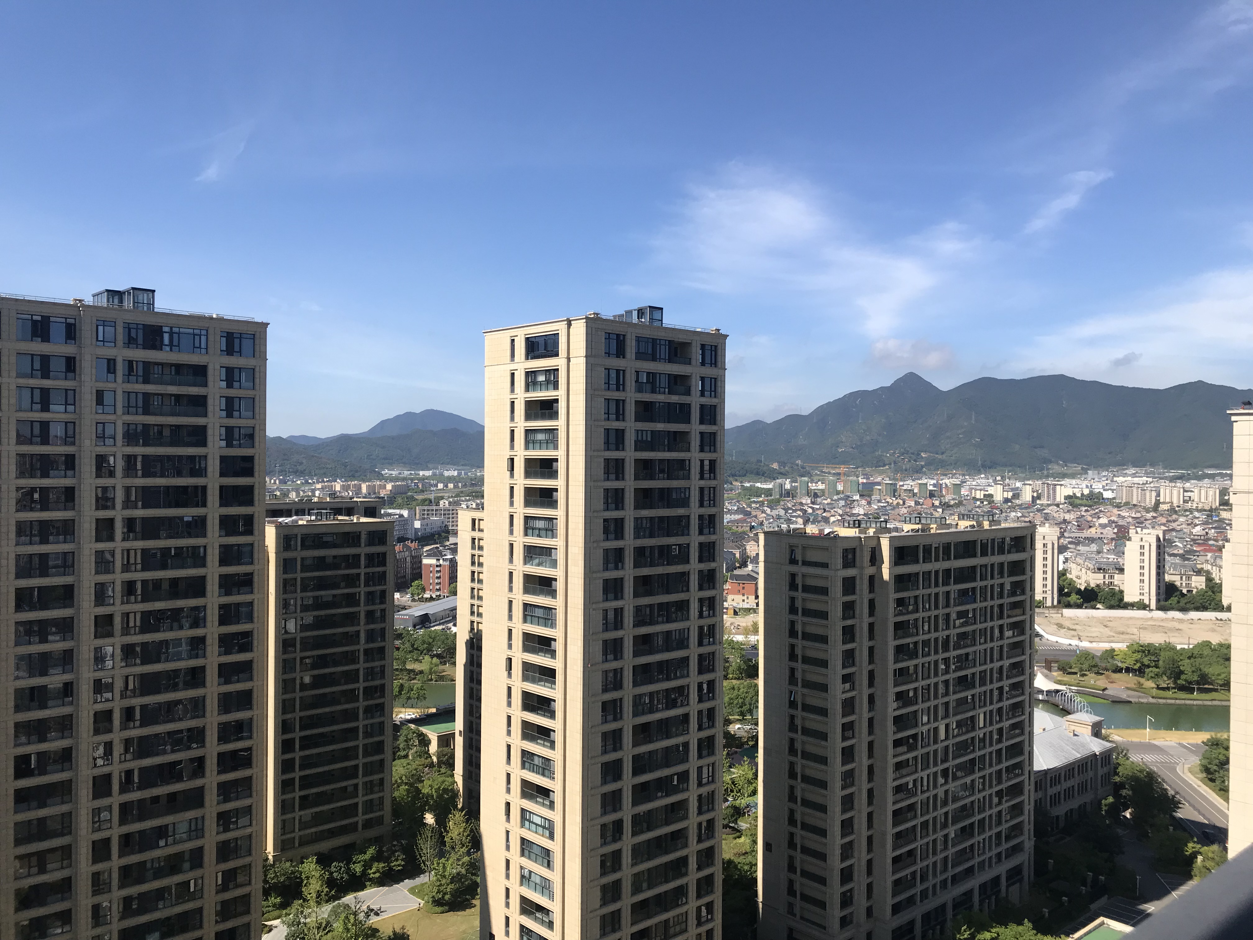 绿城兰园 随时看房·