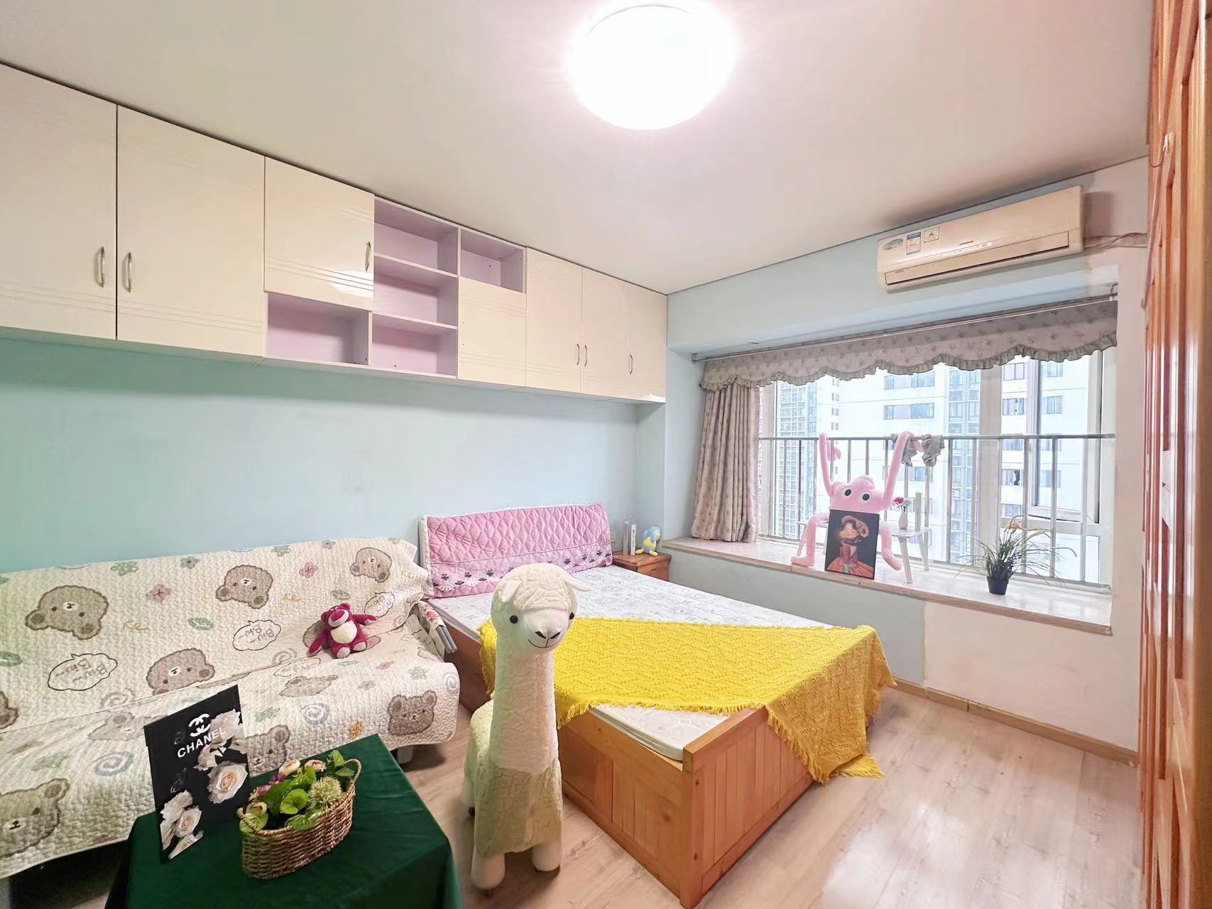 亚太商谷 随时看房·