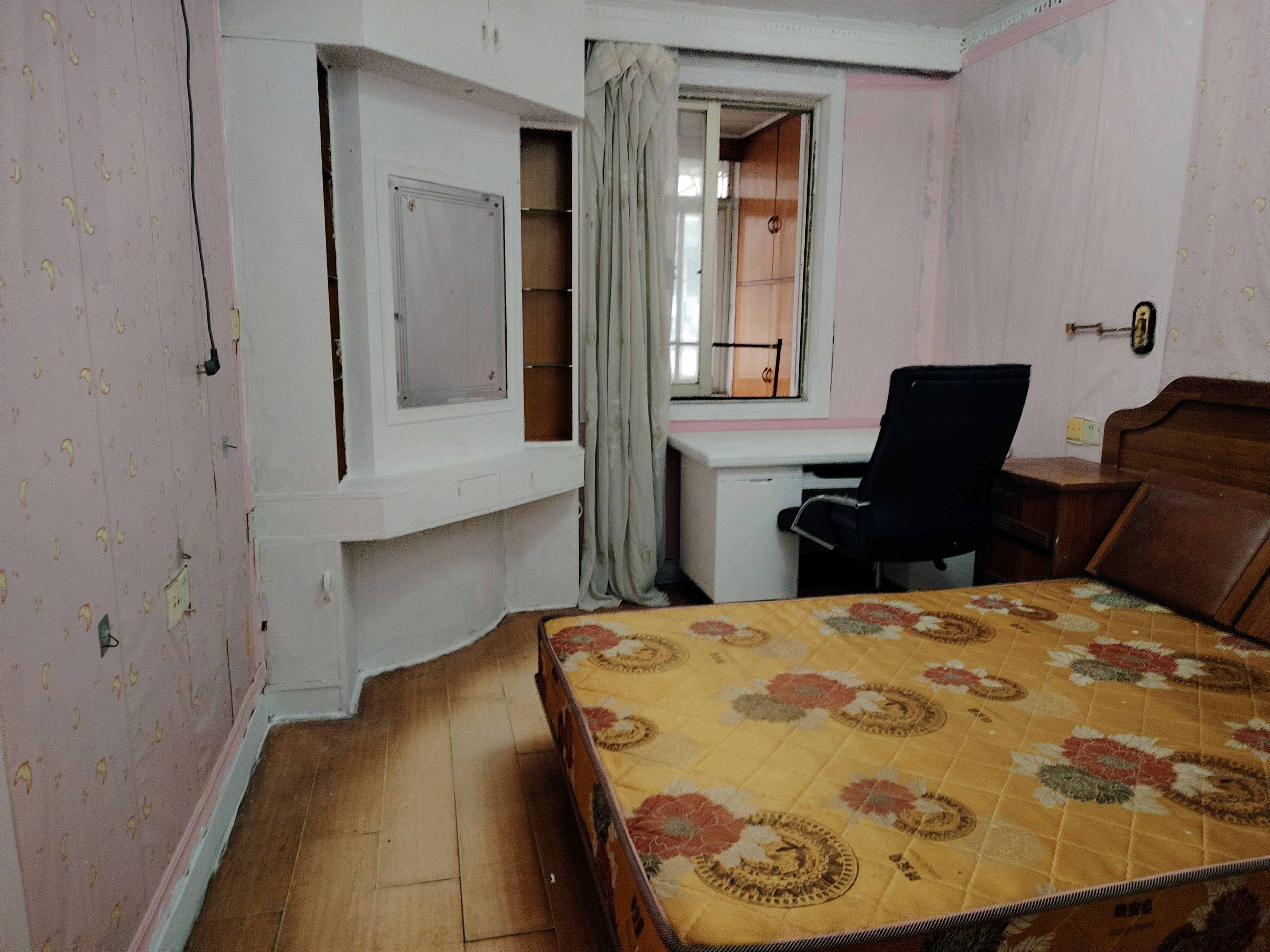 解放四村新一栋 随时看房·