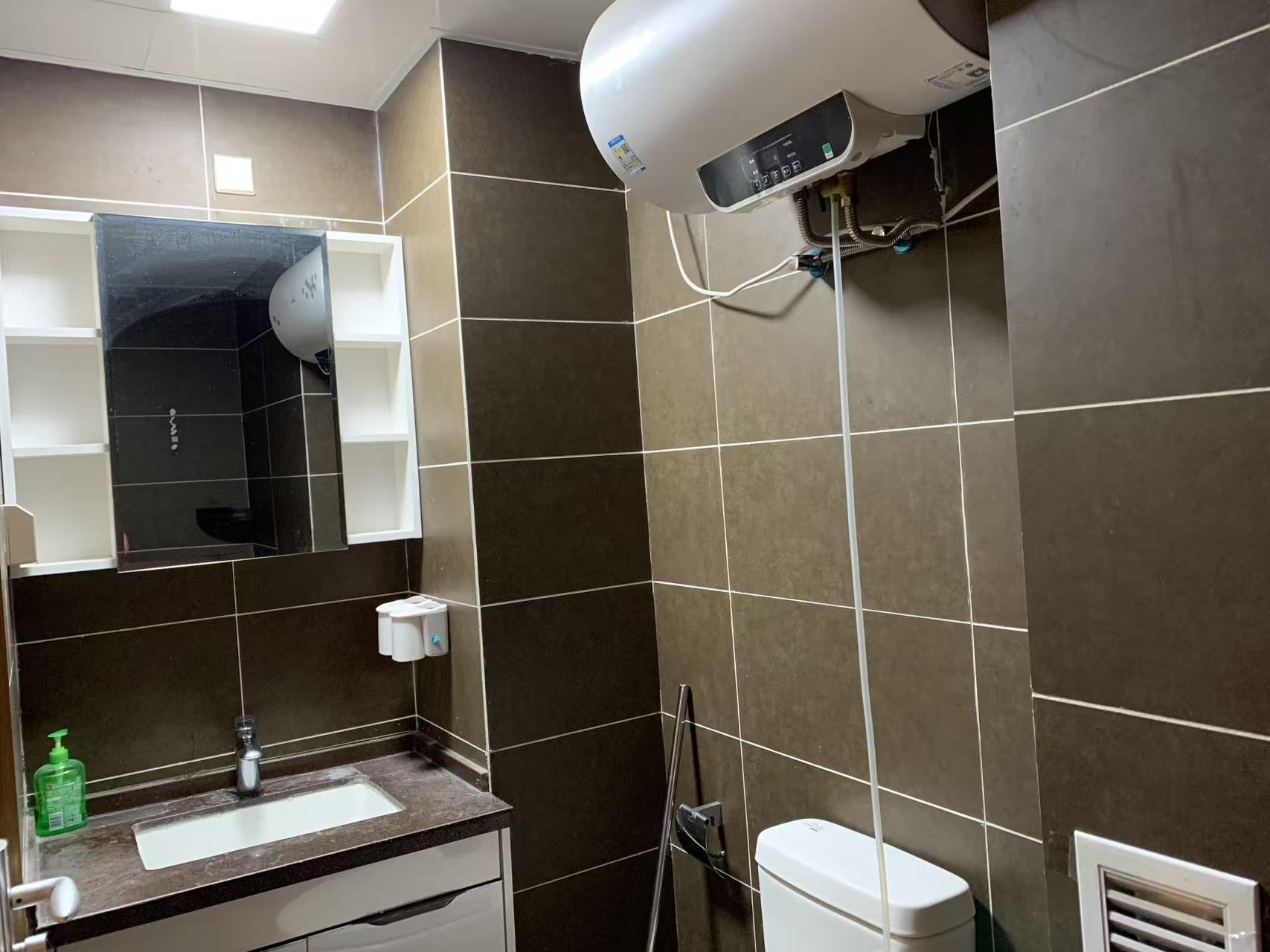 荣民宫园美寓 随时看房·