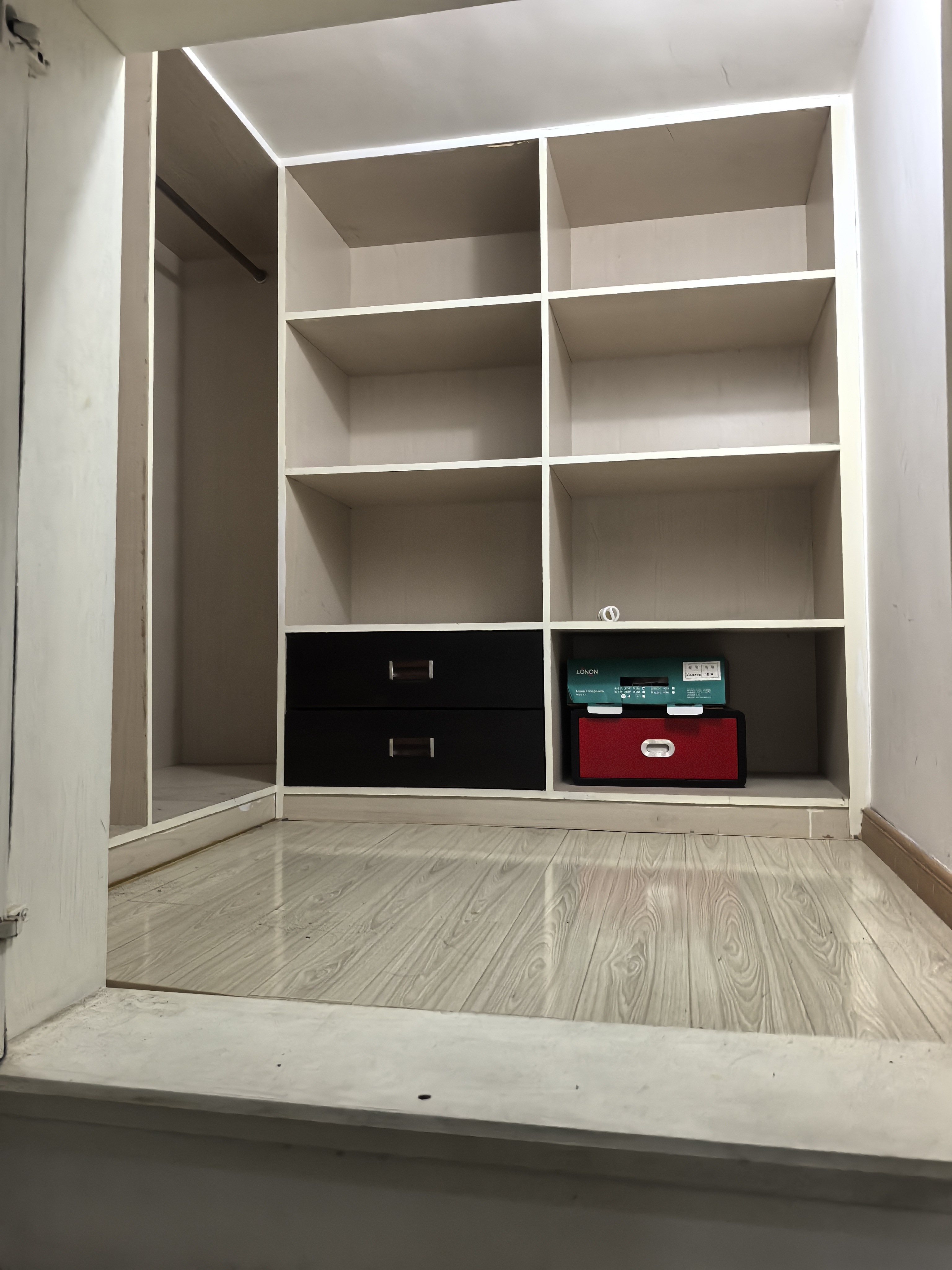 铂领公寓 随时看房·