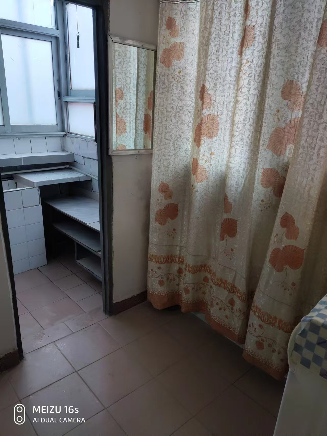 十字街小区 随时看房·