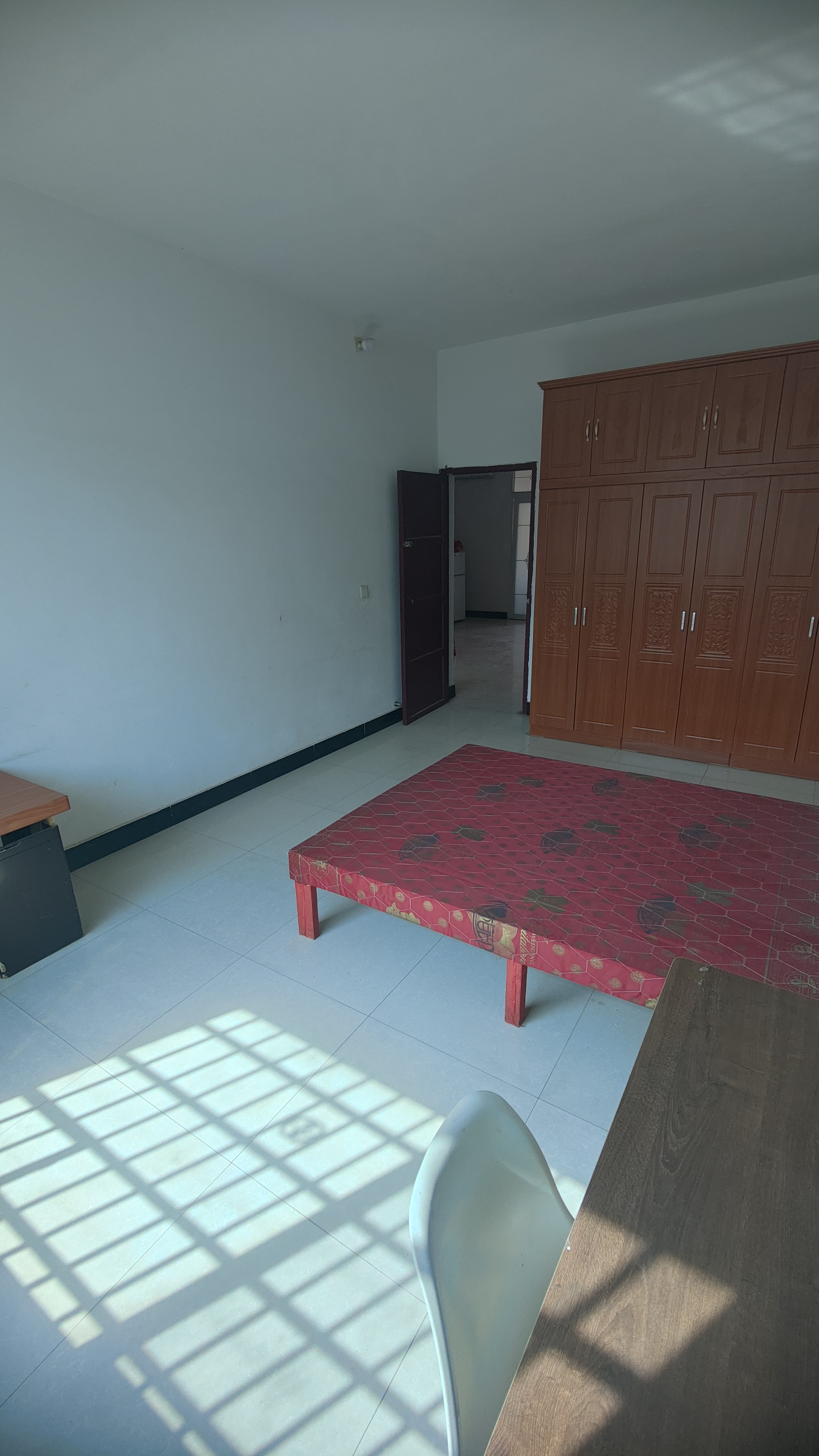 甘桂路辅路 随时看房·