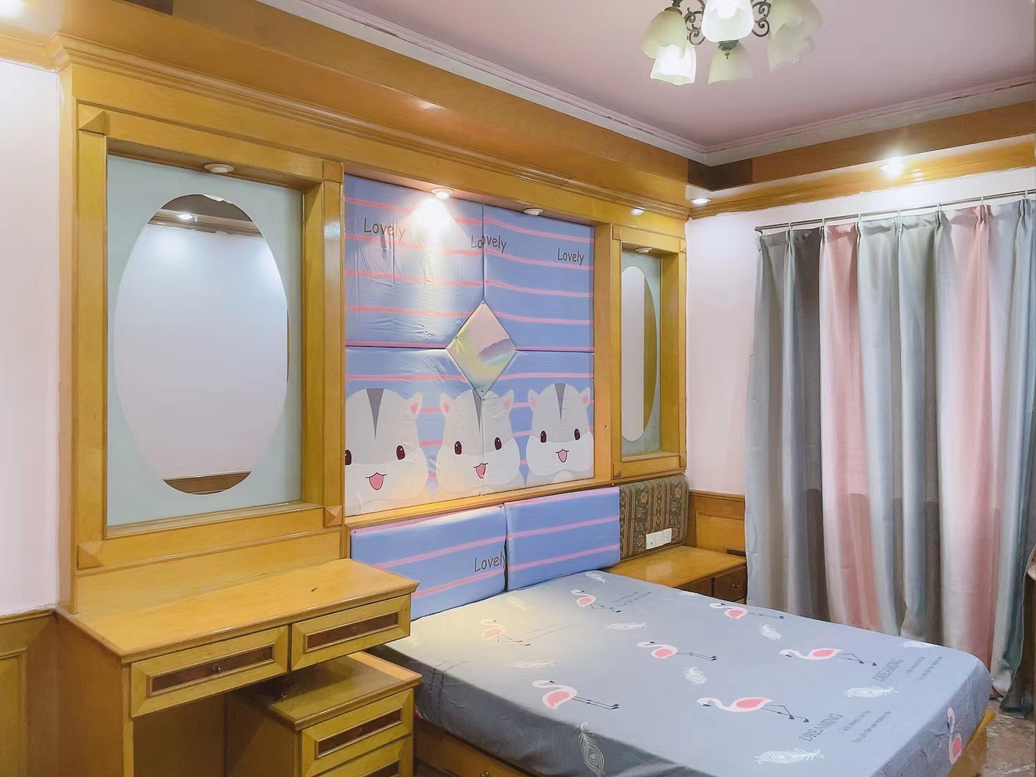 凤山中路59号 2居室 1580元/月