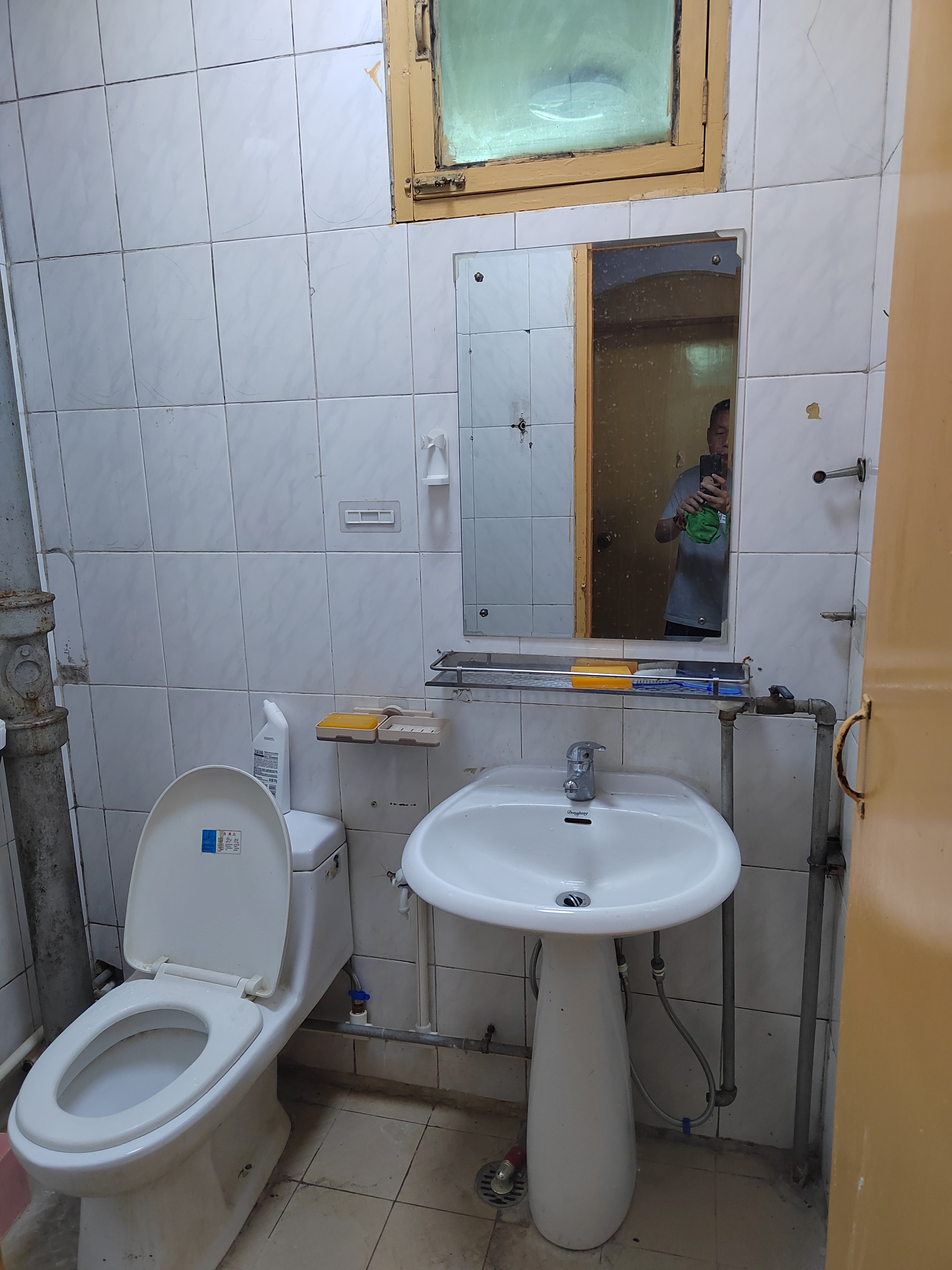 兴飞小区 随时看房·