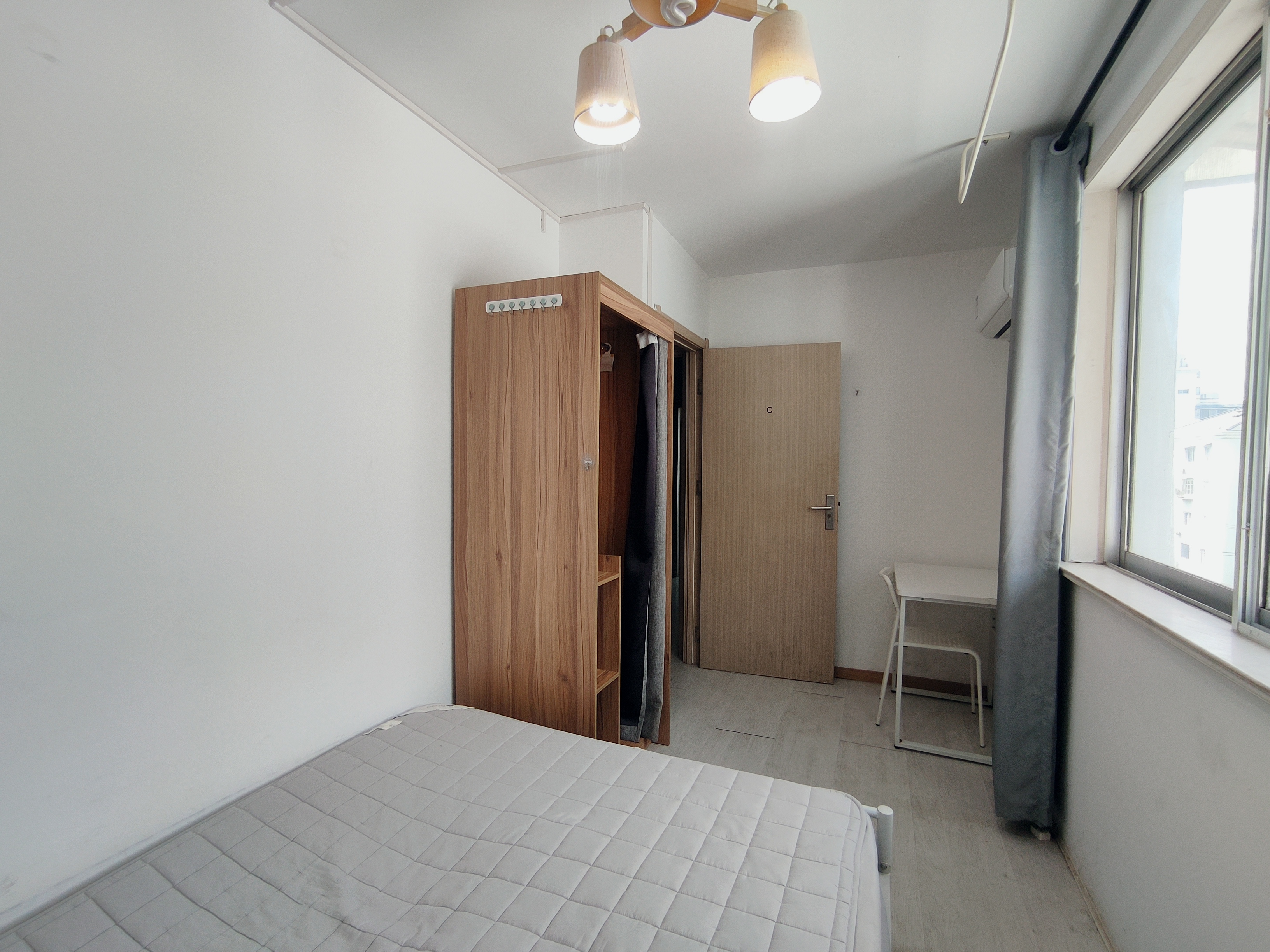 虹口足球场_嘉苑公寓 随时看房·