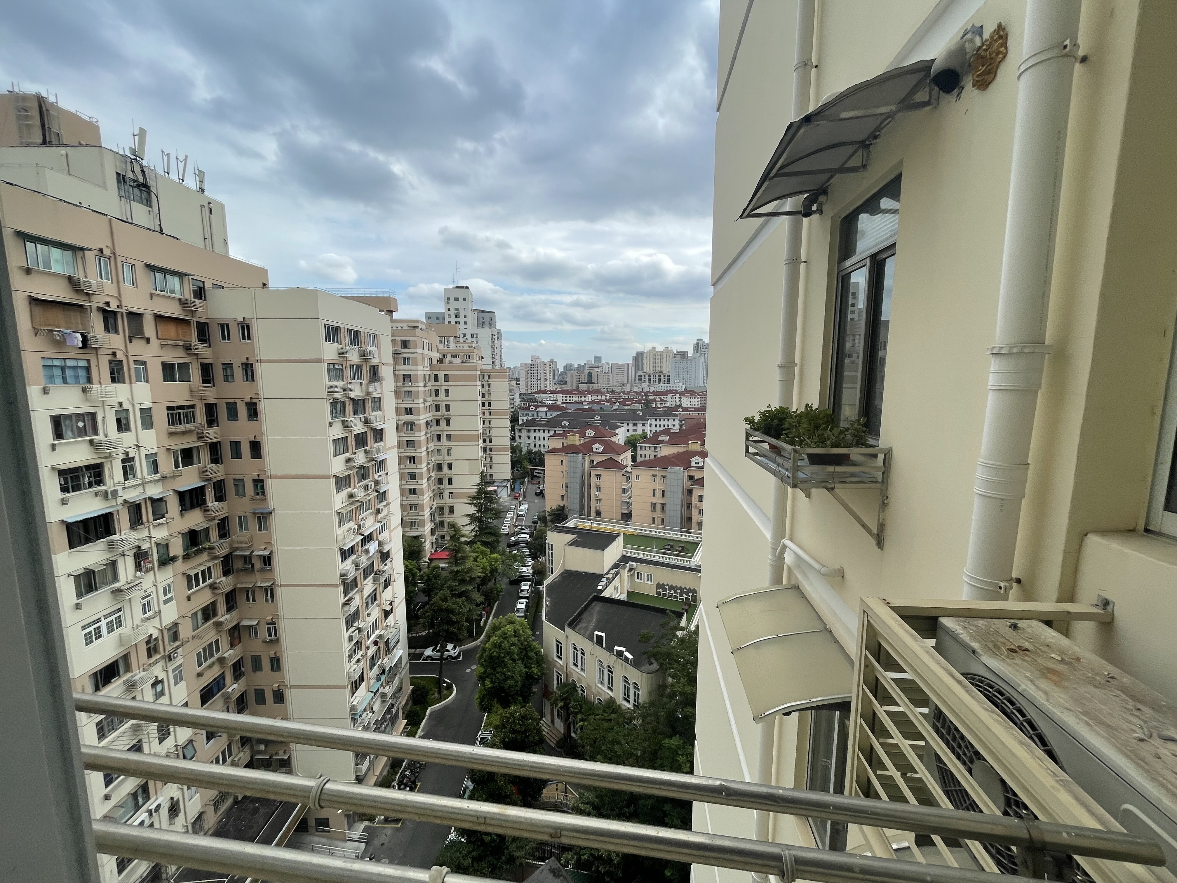 娄山关｜华苑小区 随时看房·