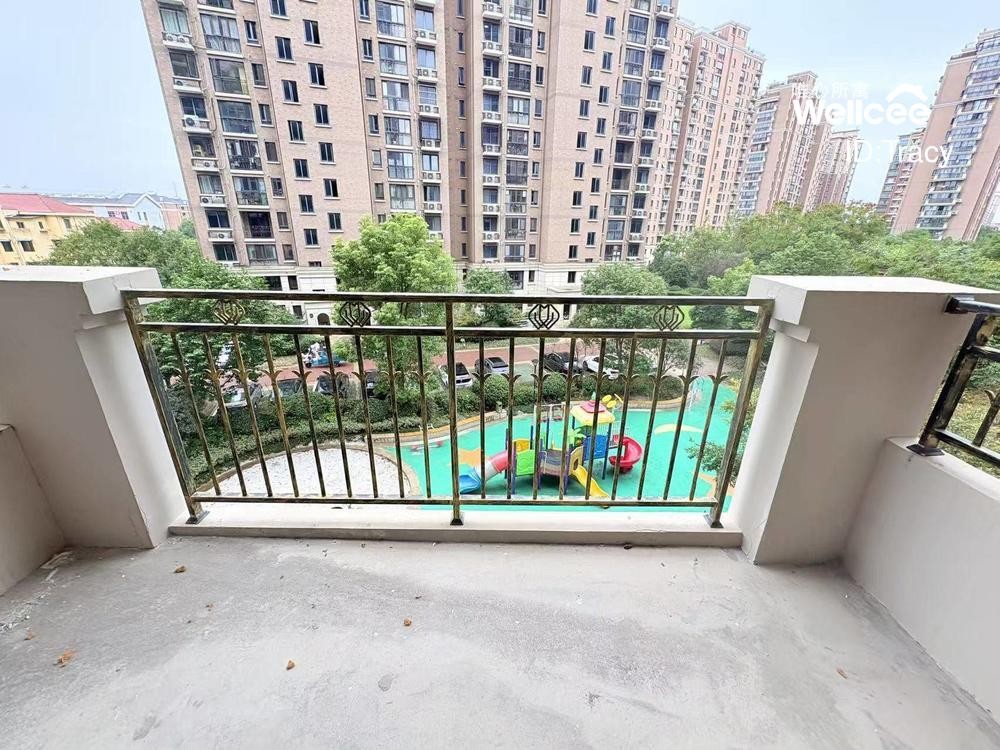 明天华城 随时看房·