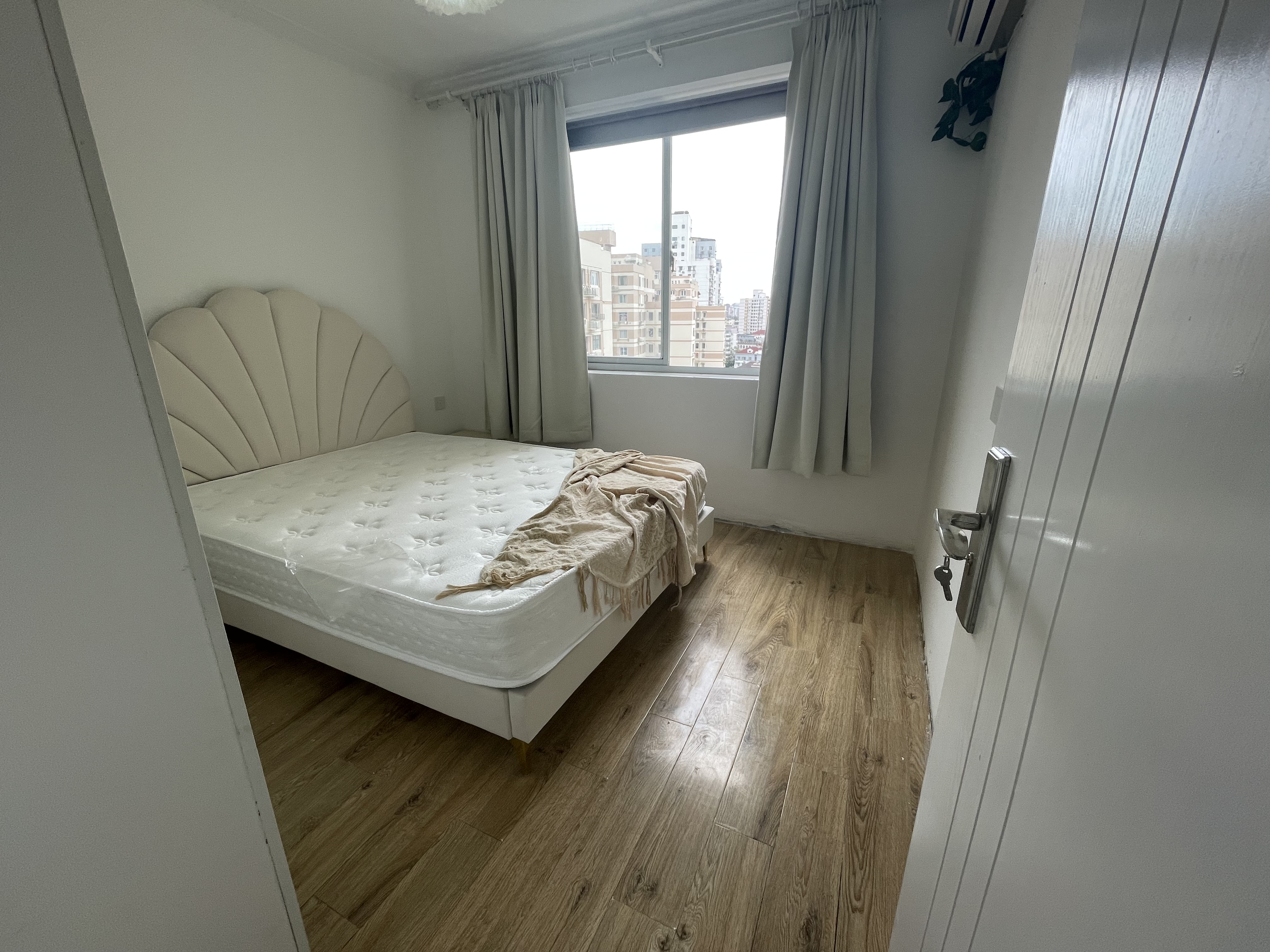 娄山关｜华苑小区 随时看房·