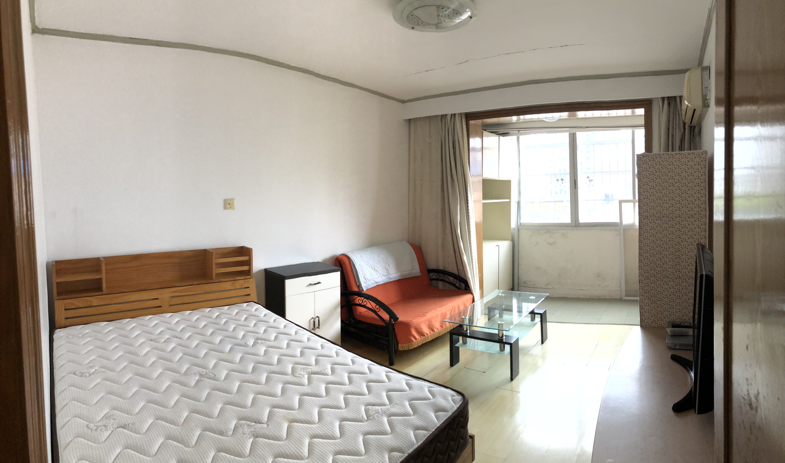 浦电路29弄 1居室 4400元/月