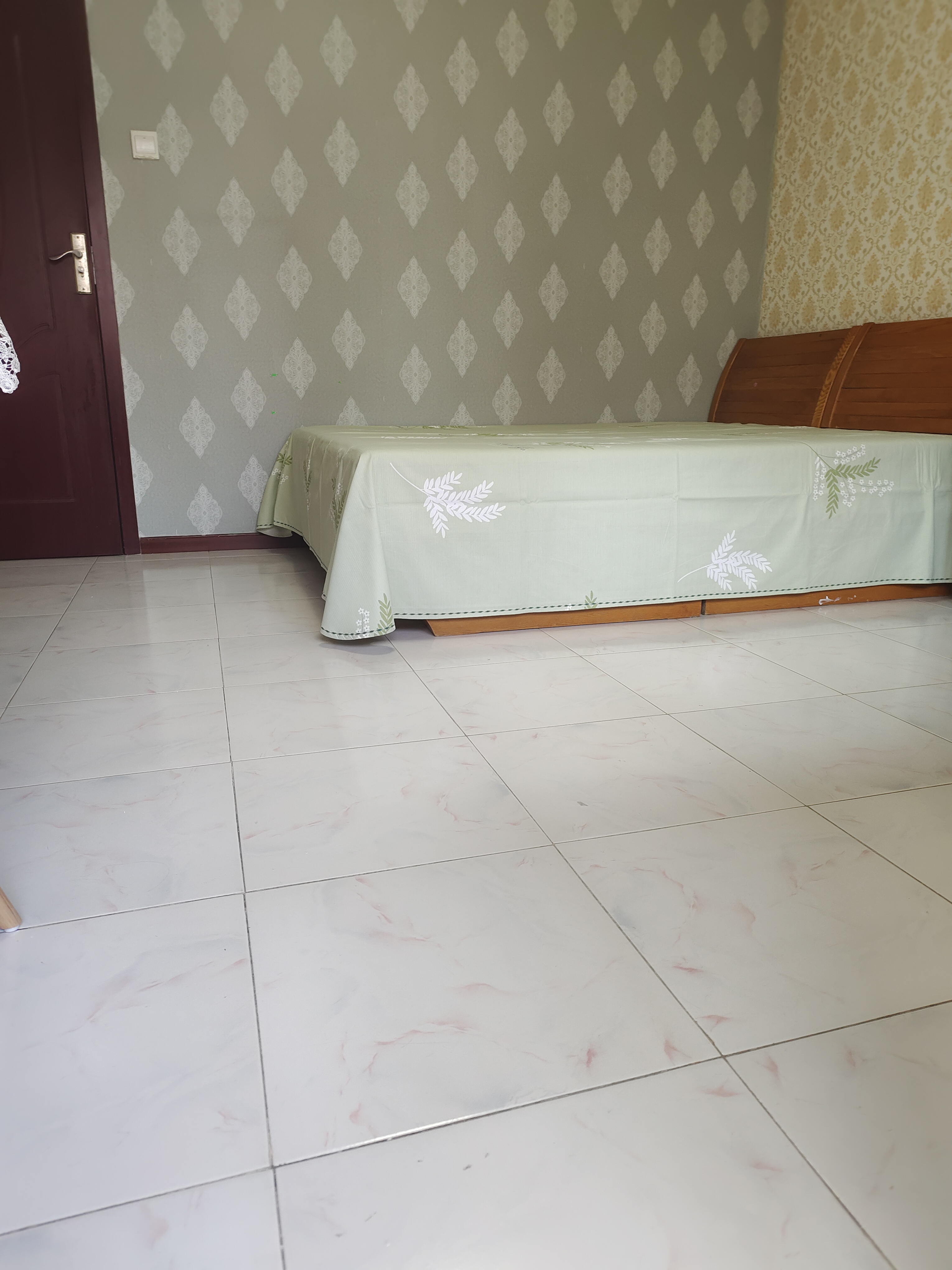 北三环安贞门安贞里二区主卧 随时看房·