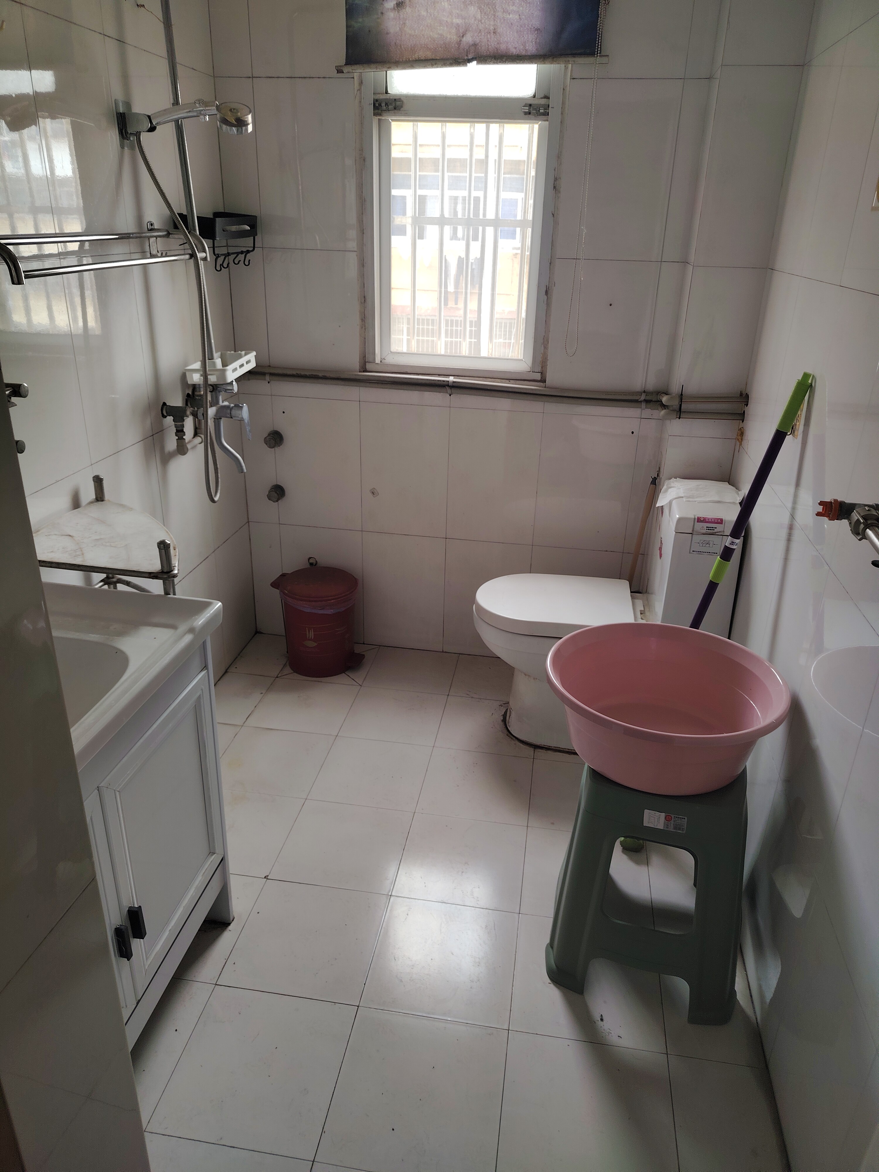 东方新村 随时看房·