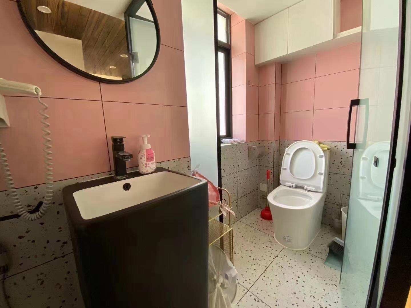 新泾三村 随时看房·