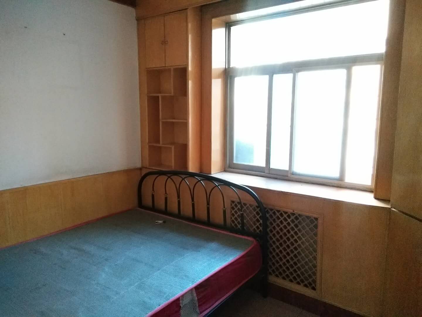 庆安颐秀园 2居室 2000元/月