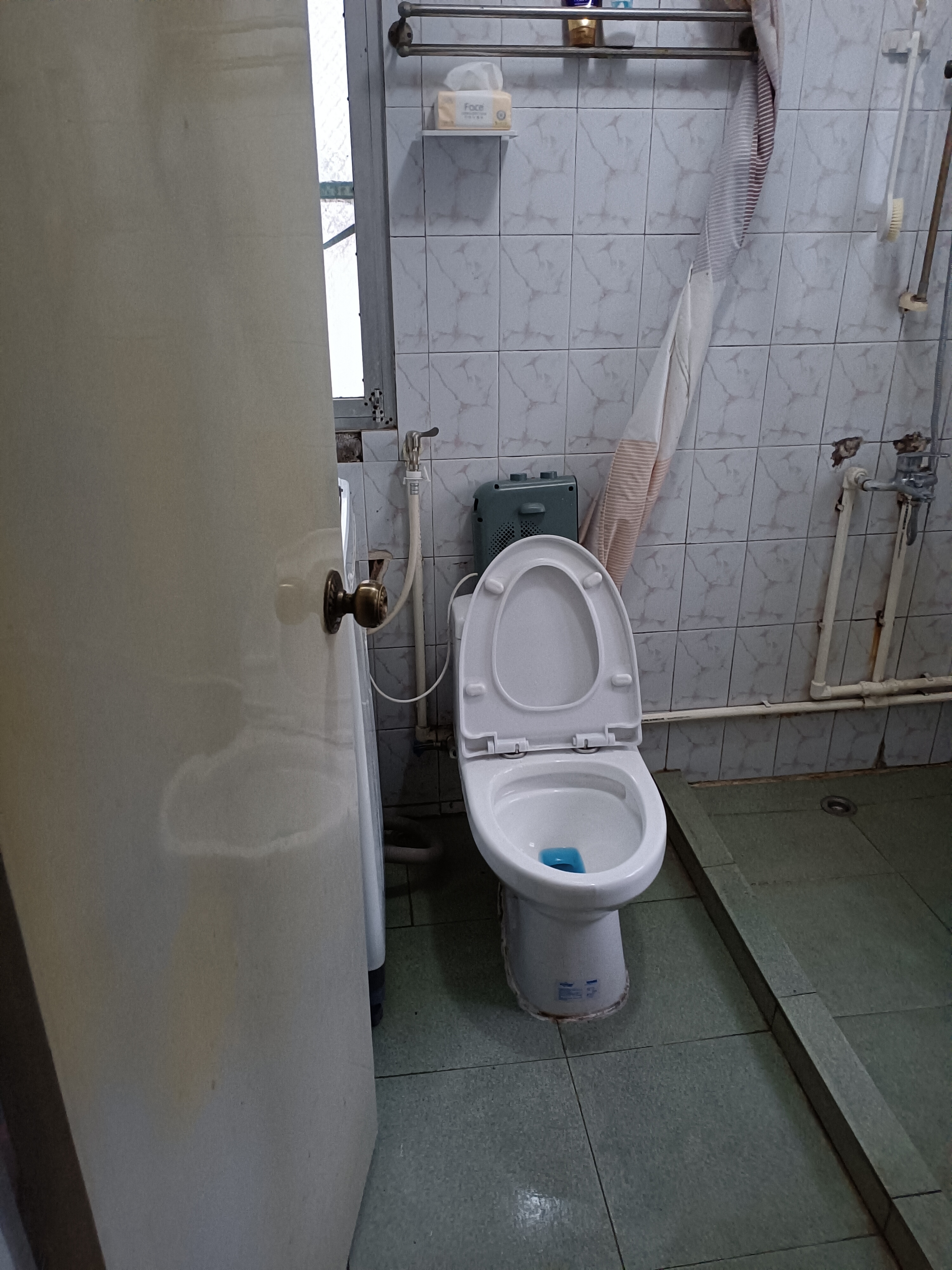 泾栖小区 随时看房·