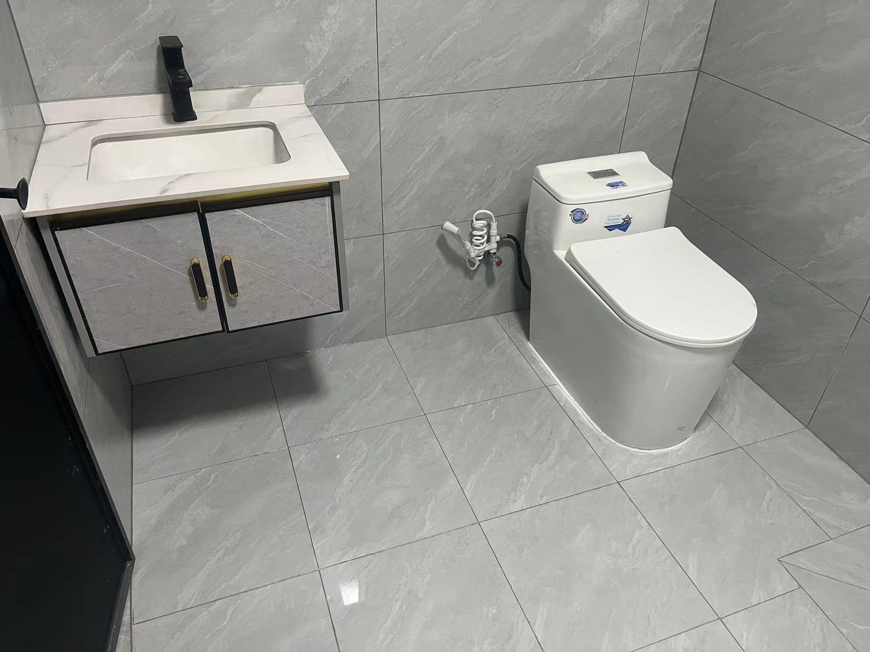世城滨江 随时看房·