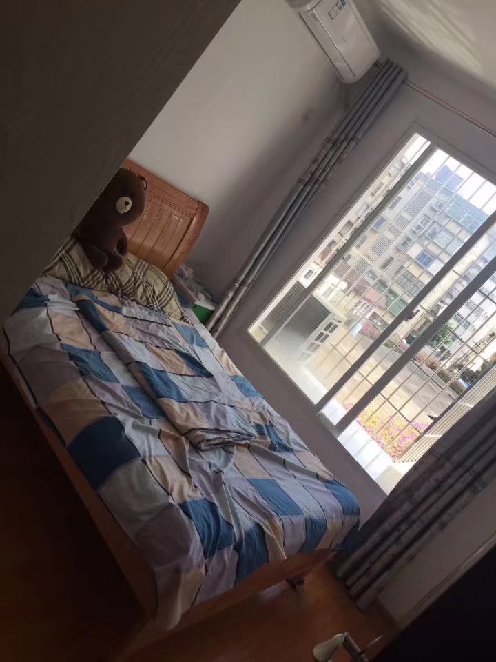 地矿局宿舍 随时看房·