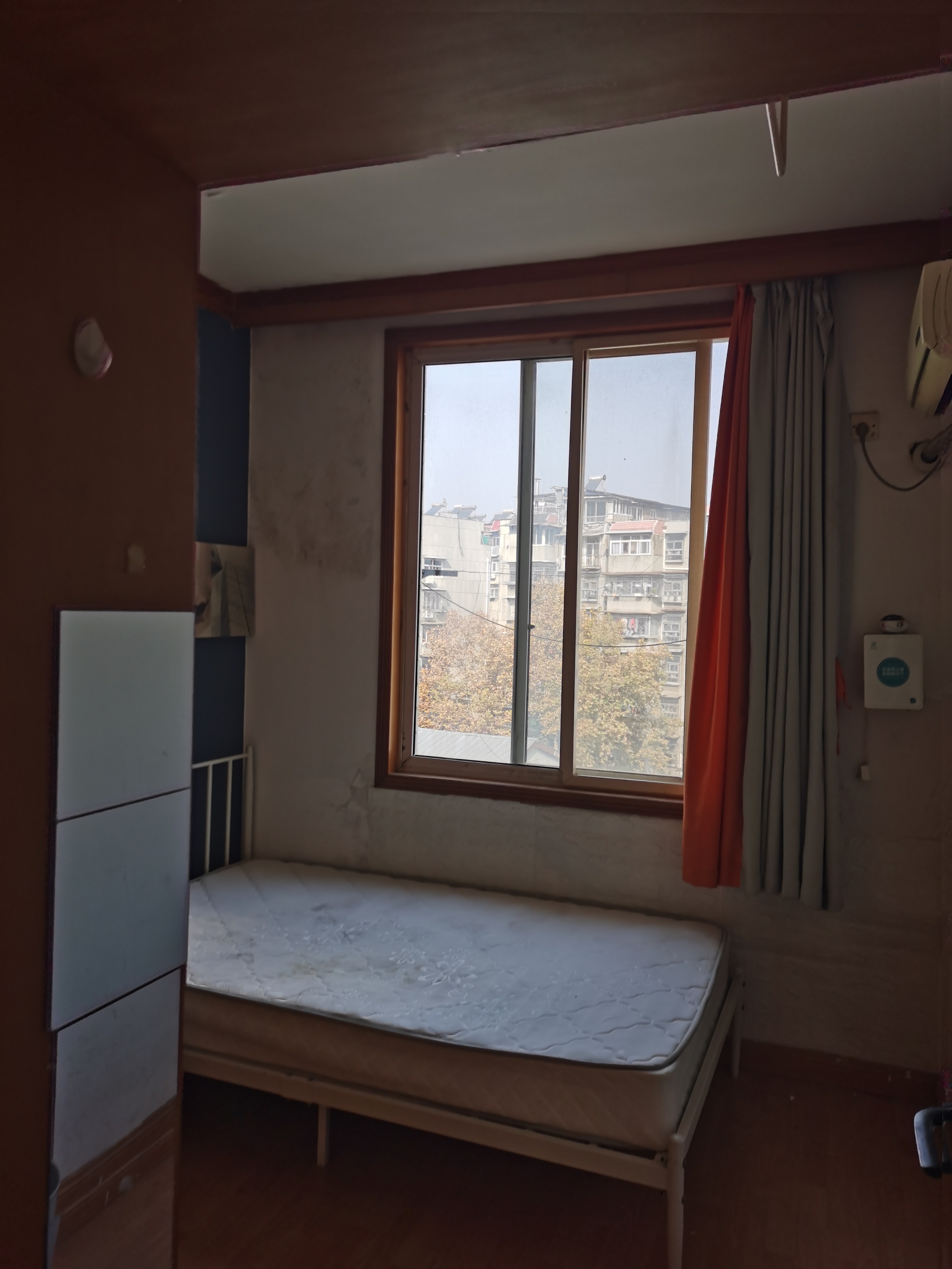 雅典苑 随时看房·