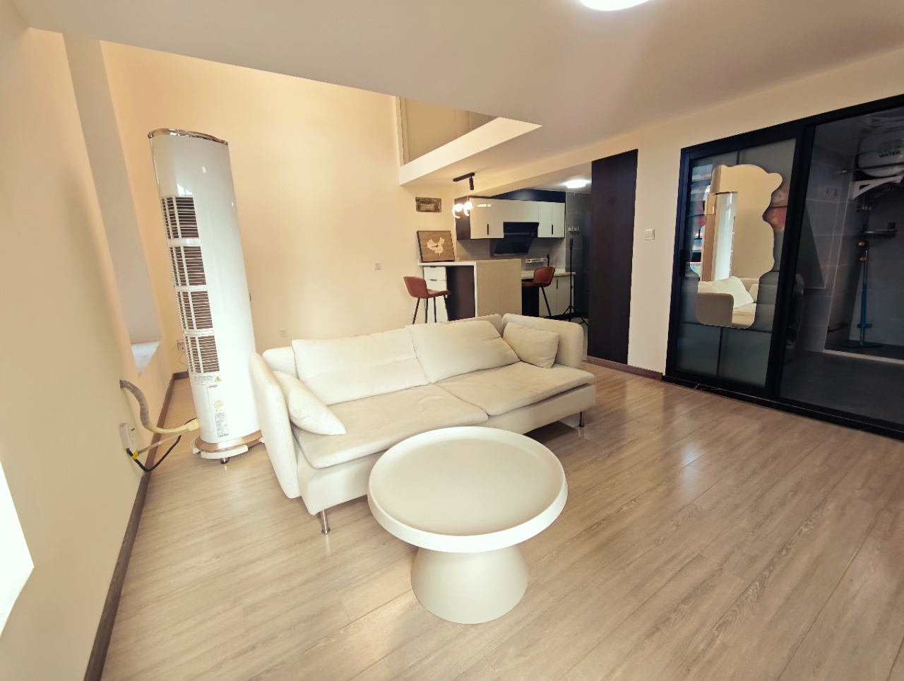 明昇壹城三期 2居室 2299元/月