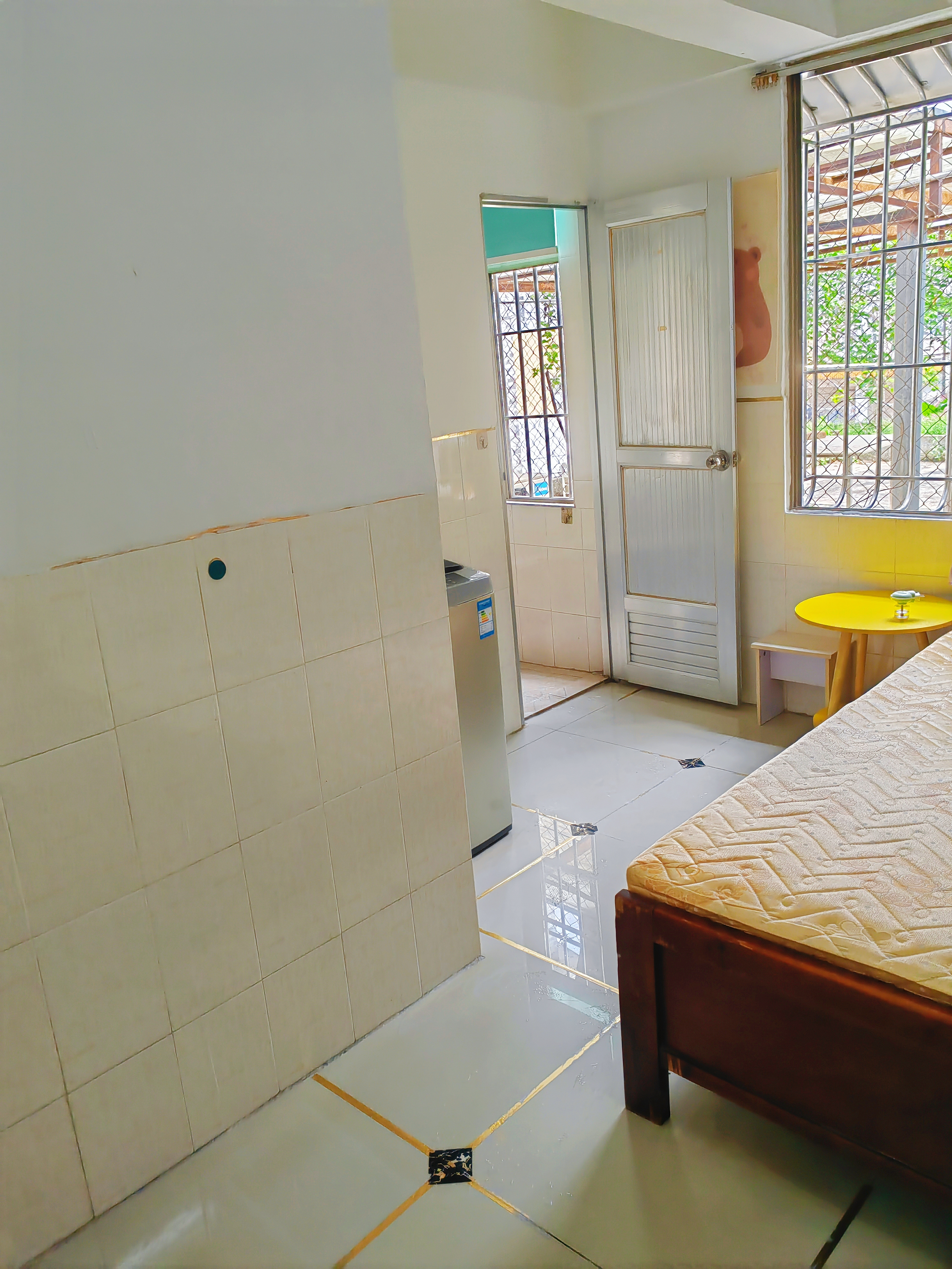 上麦村中街一巷三号 随时看房·