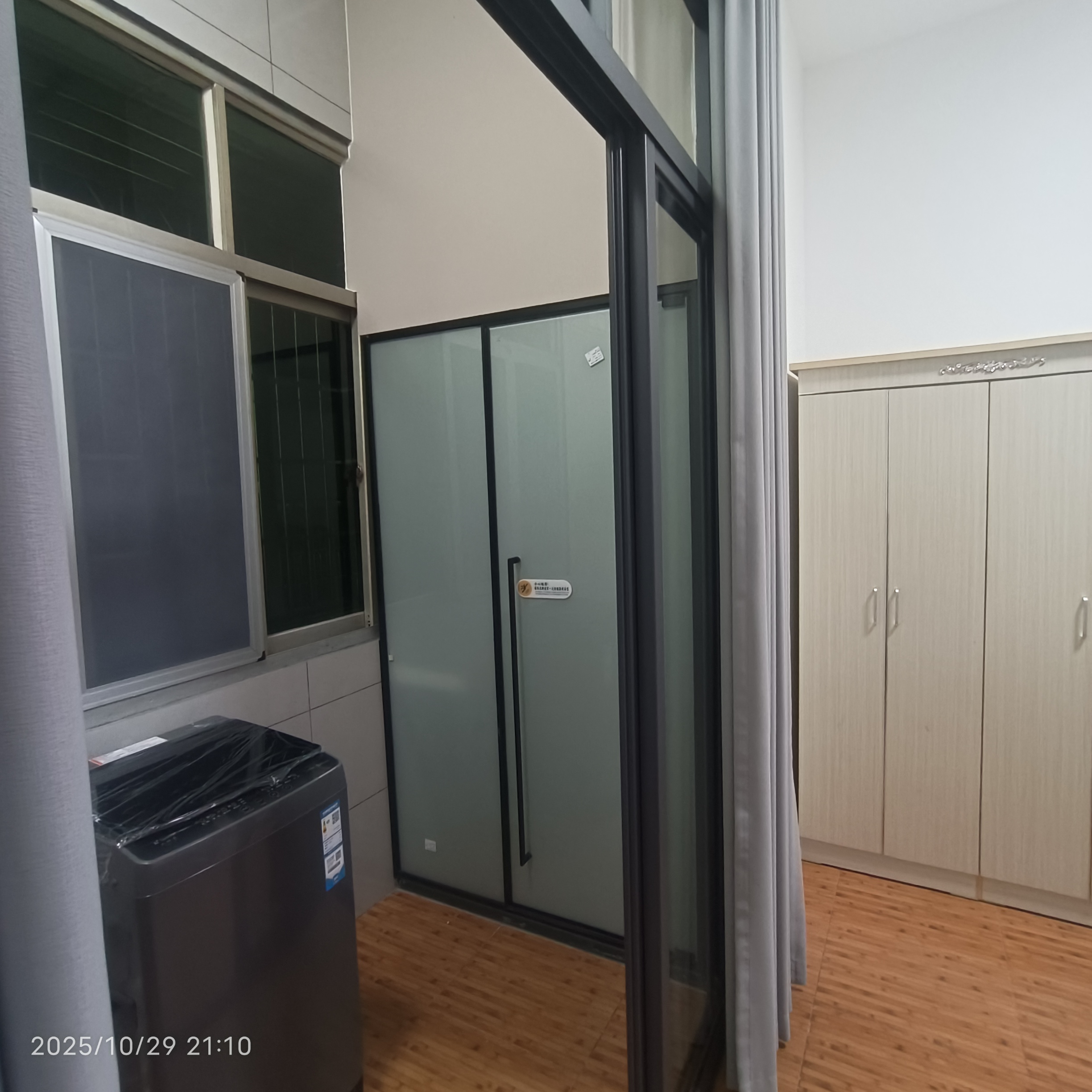 南里村 随时看房·