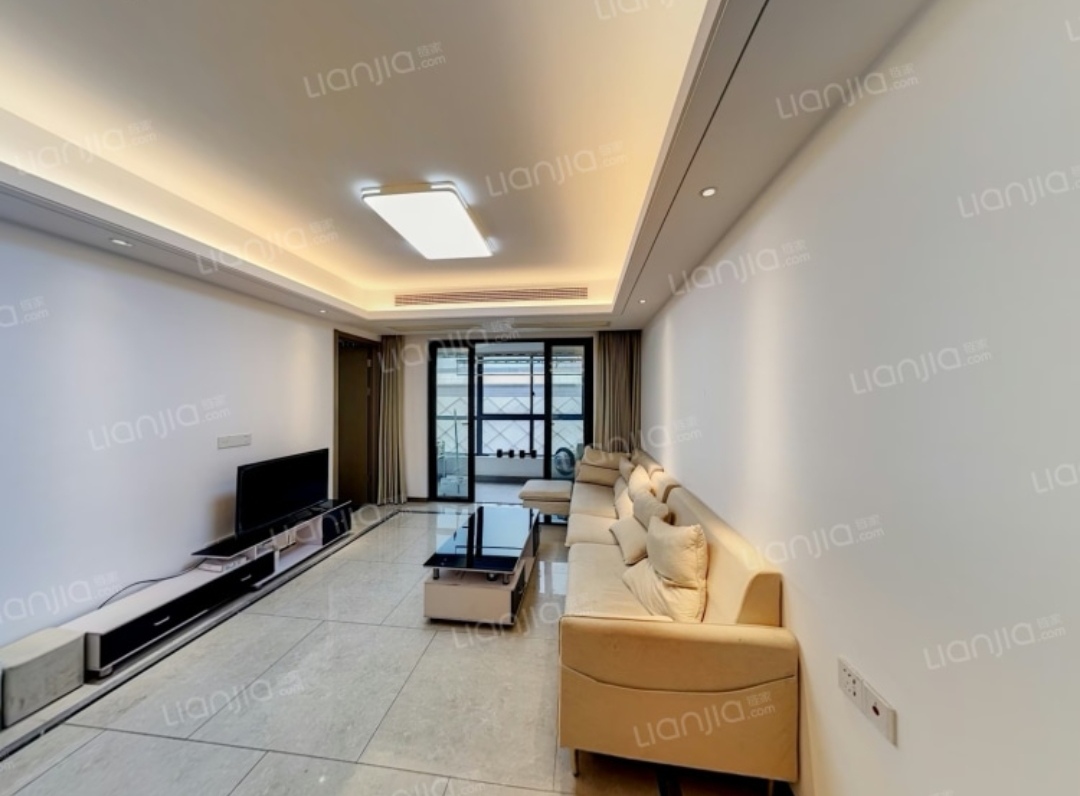 芯汇都市景苑 4居室 4300元/月