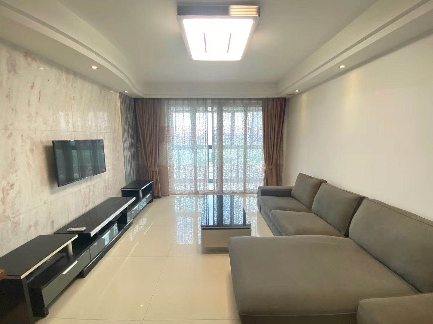 保亿风景蝶院观园 3居室 7200元/月
